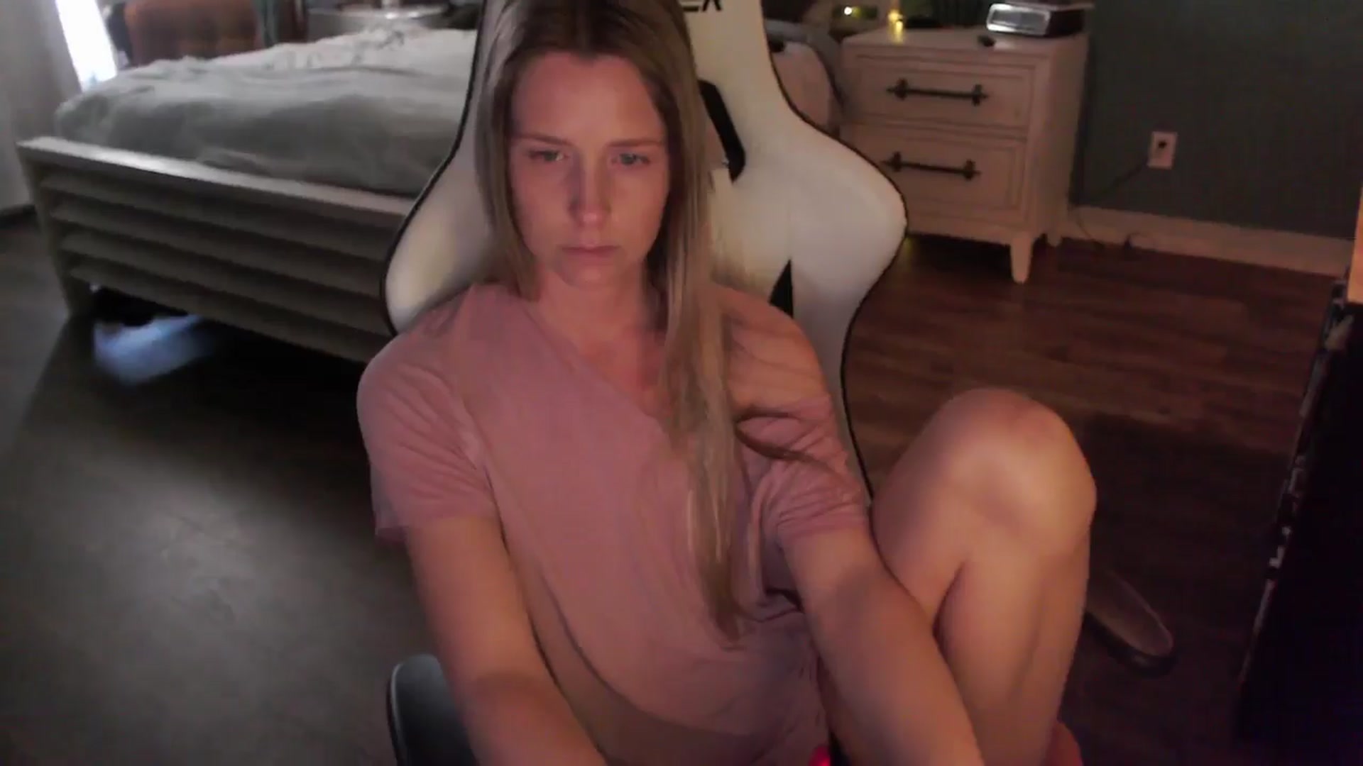 Gallery image thumbnail from ZenZoey's myfreecams stream on, 02/11/2026, 21:19 image 20 of 20
