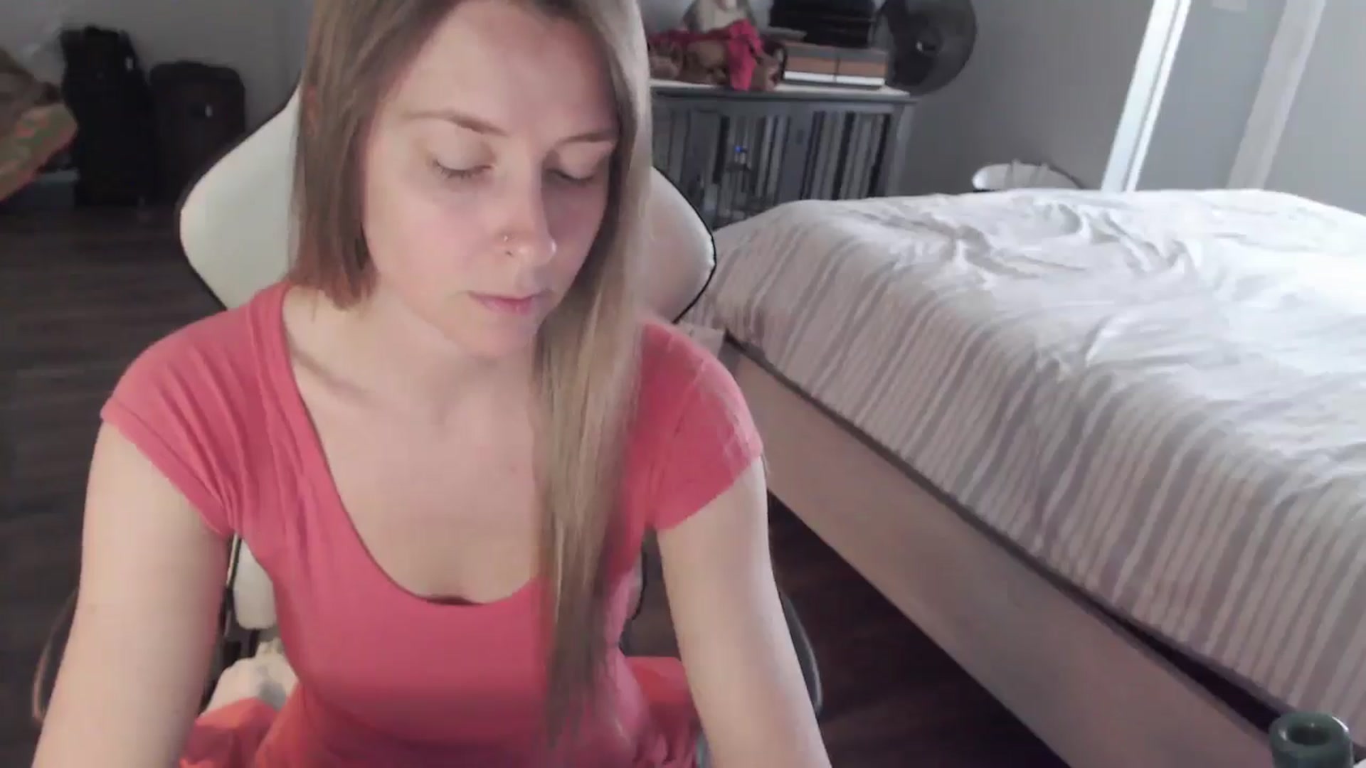 Gallery image thumbnail from ZenZoey's myfreecams stream on, 03/03/2026, 17:26 image 13 of 20