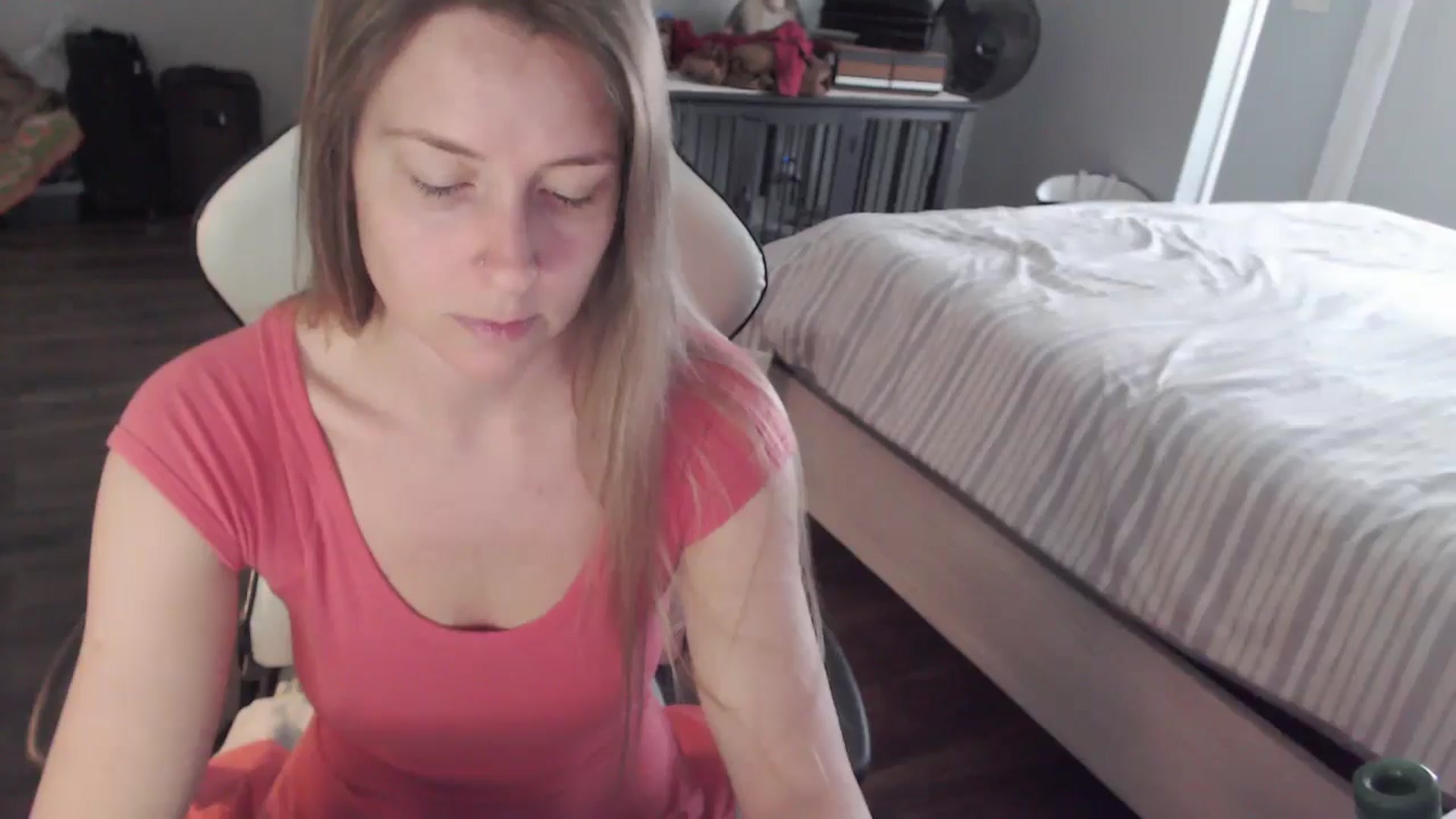 Gallery image thumbnail from ZenZoey's myfreecams stream on, 03/03/2026, 17:26 image 16 of 20