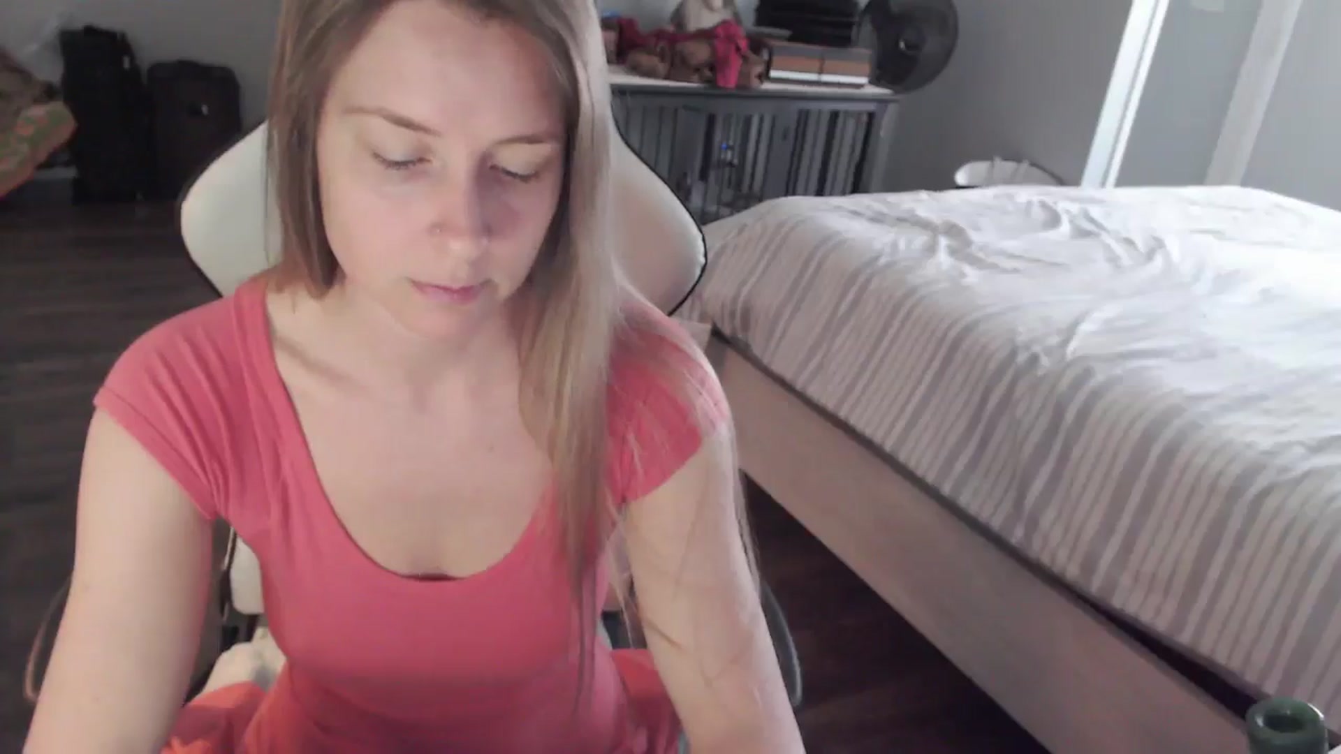 Gallery image thumbnail from ZenZoey's myfreecams stream on, 03/03/2026, 17:26 image 15 of 20