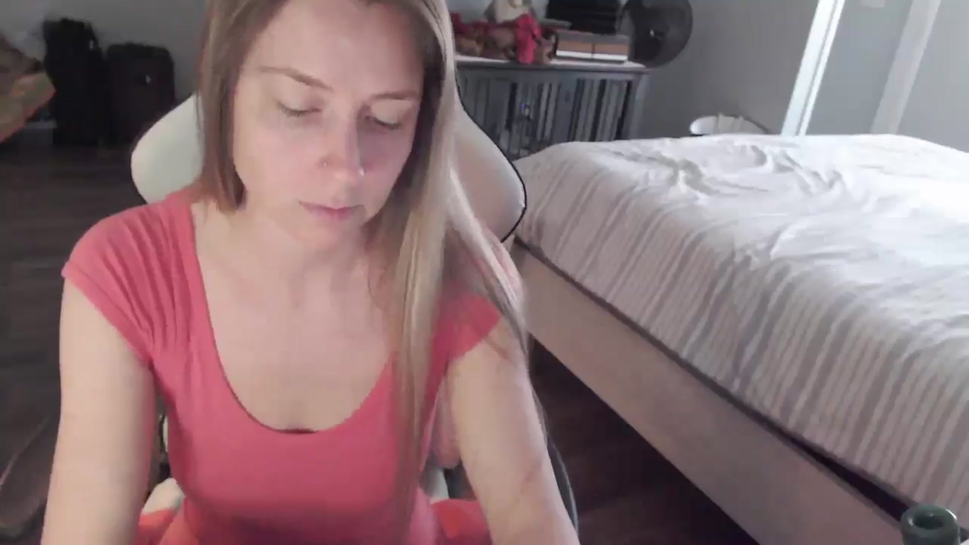 Gallery image thumbnail from ZenZoey's myfreecams stream on, 03/03/2026, 17:26 image 19 of 20