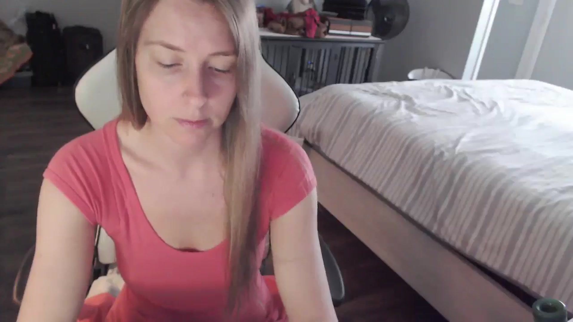 Gallery image thumbnail from ZenZoey's myfreecams stream on, 03/03/2026, 17:26 image 12 of 20