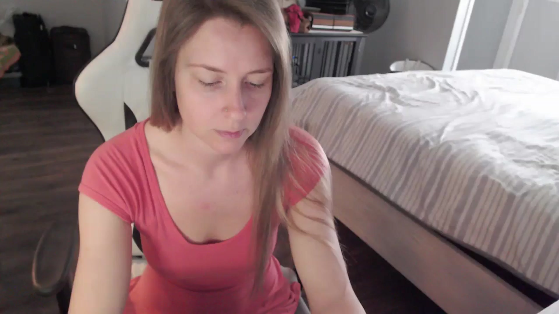 Gallery image thumbnail from ZenZoey's myfreecams stream on, 03/03/2026, 18:01 image 14 of 20