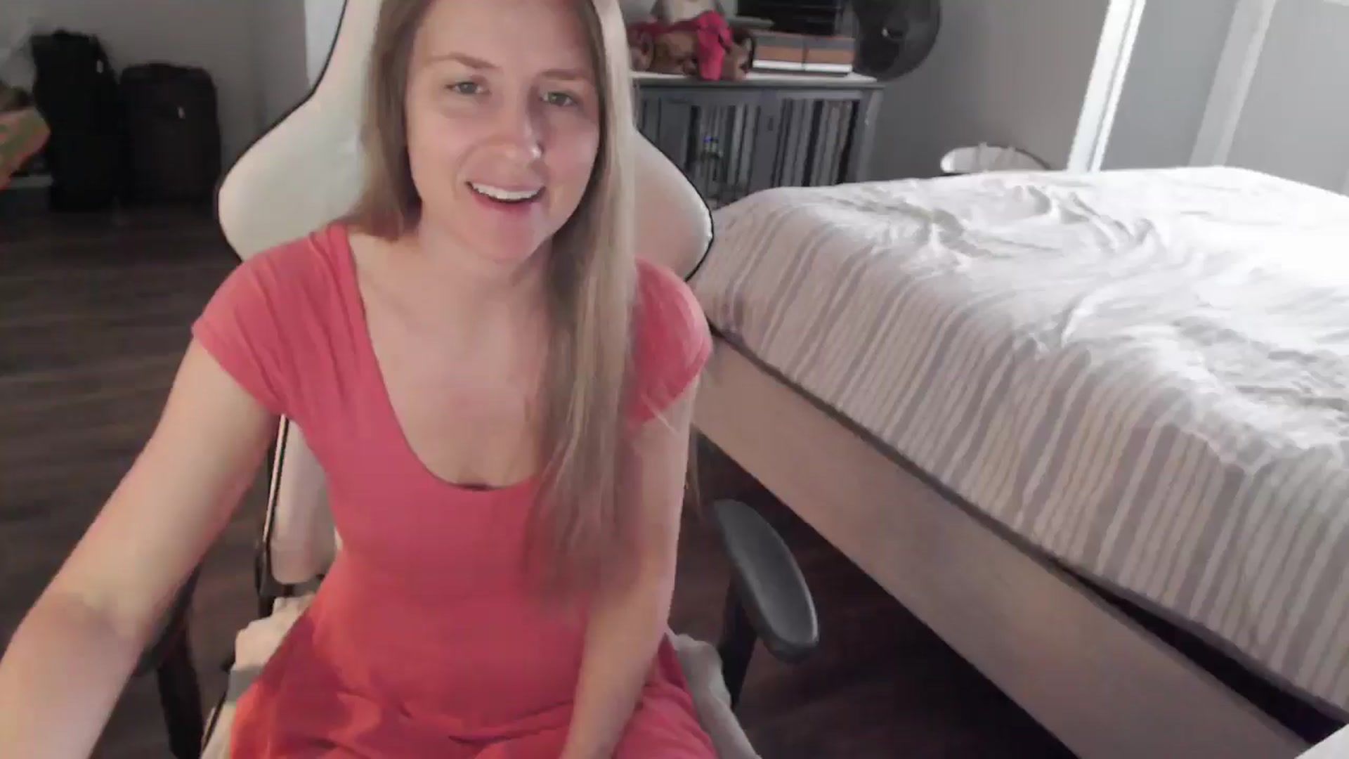 Gallery image thumbnail from ZenZoey's myfreecams stream on, 03/03/2026, 18:01 image 20 of 20