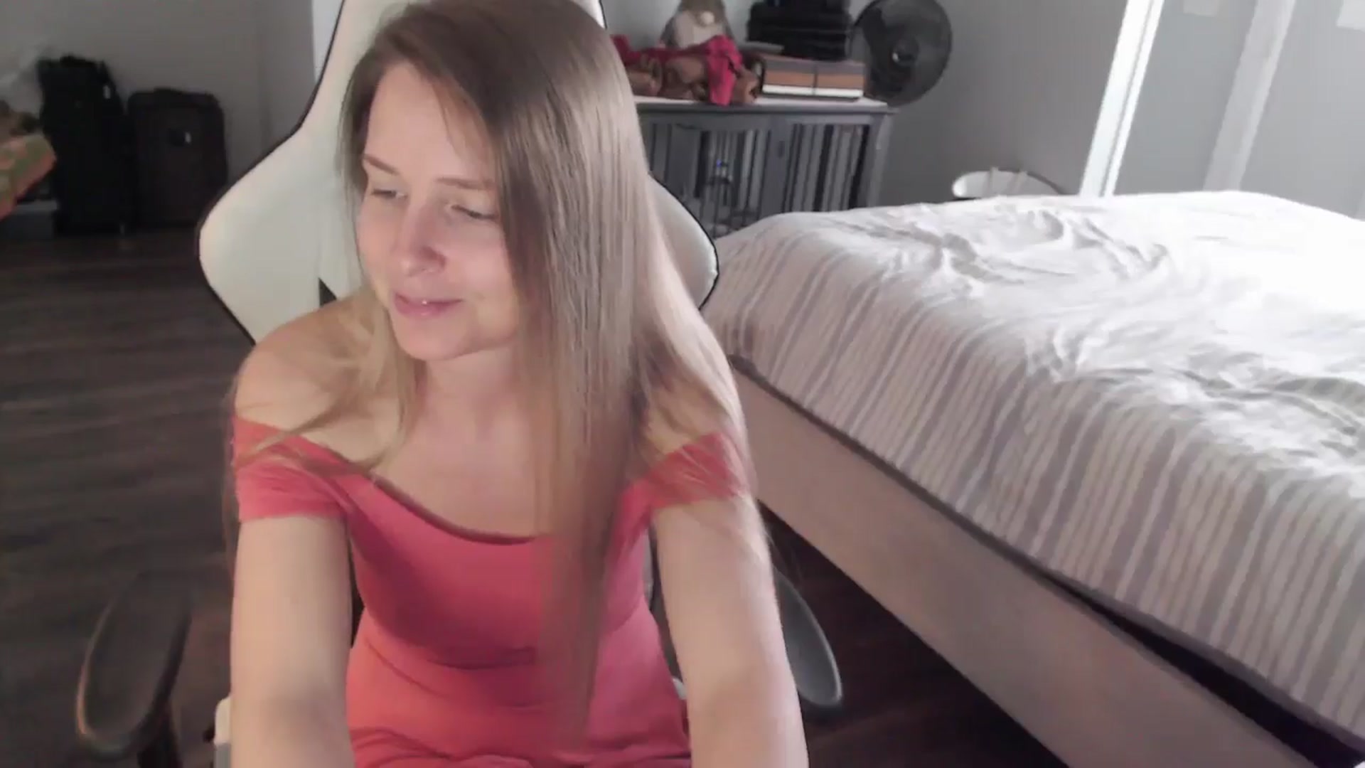 Gallery image thumbnail from ZenZoey's myfreecams stream on, 03/03/2026, 18:43 image 19 of 20