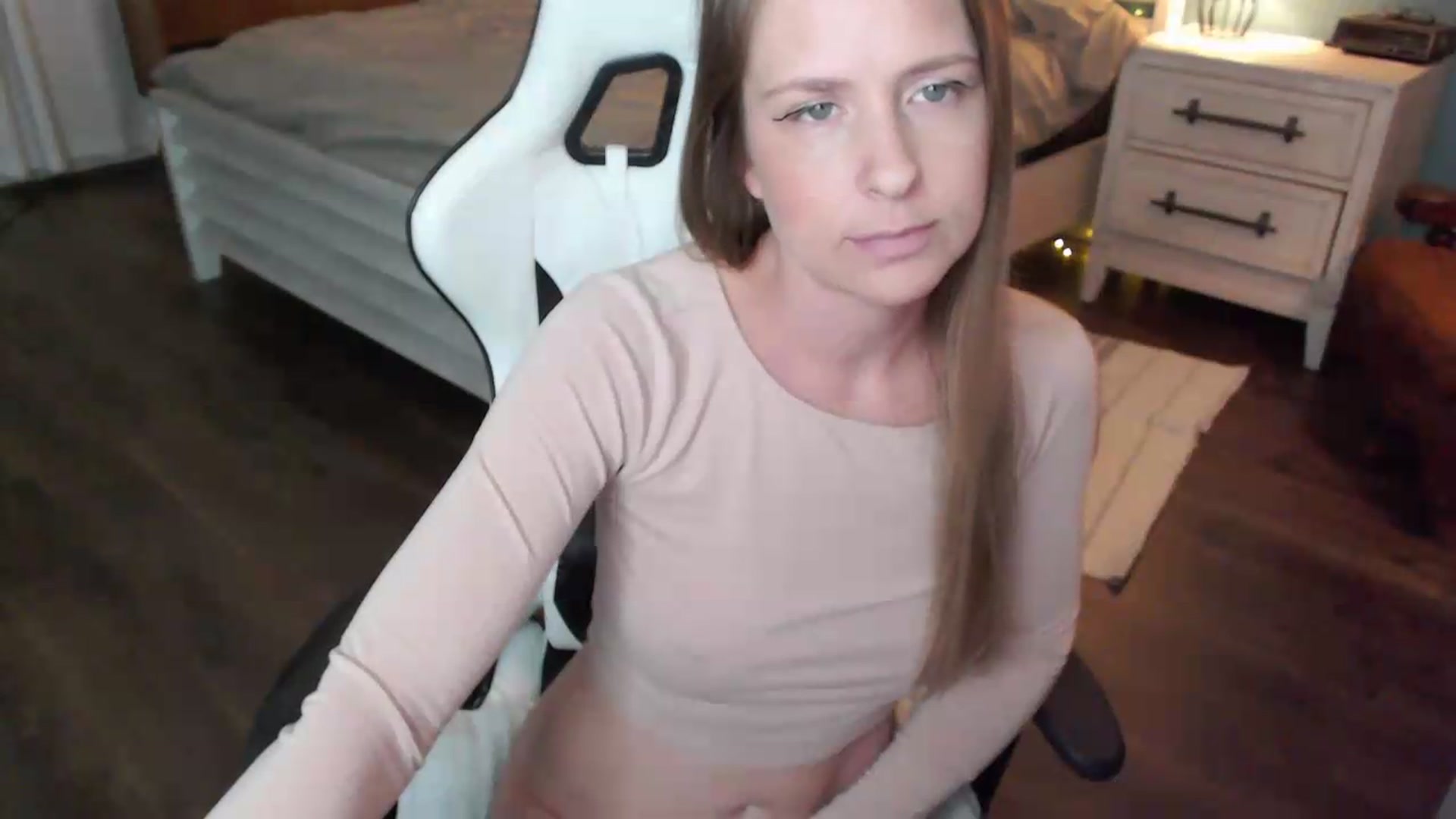 Gallery image thumbnail from ZenZoey's myfreecams stream on, 05/27/2026, 18:40 image 20 of 20