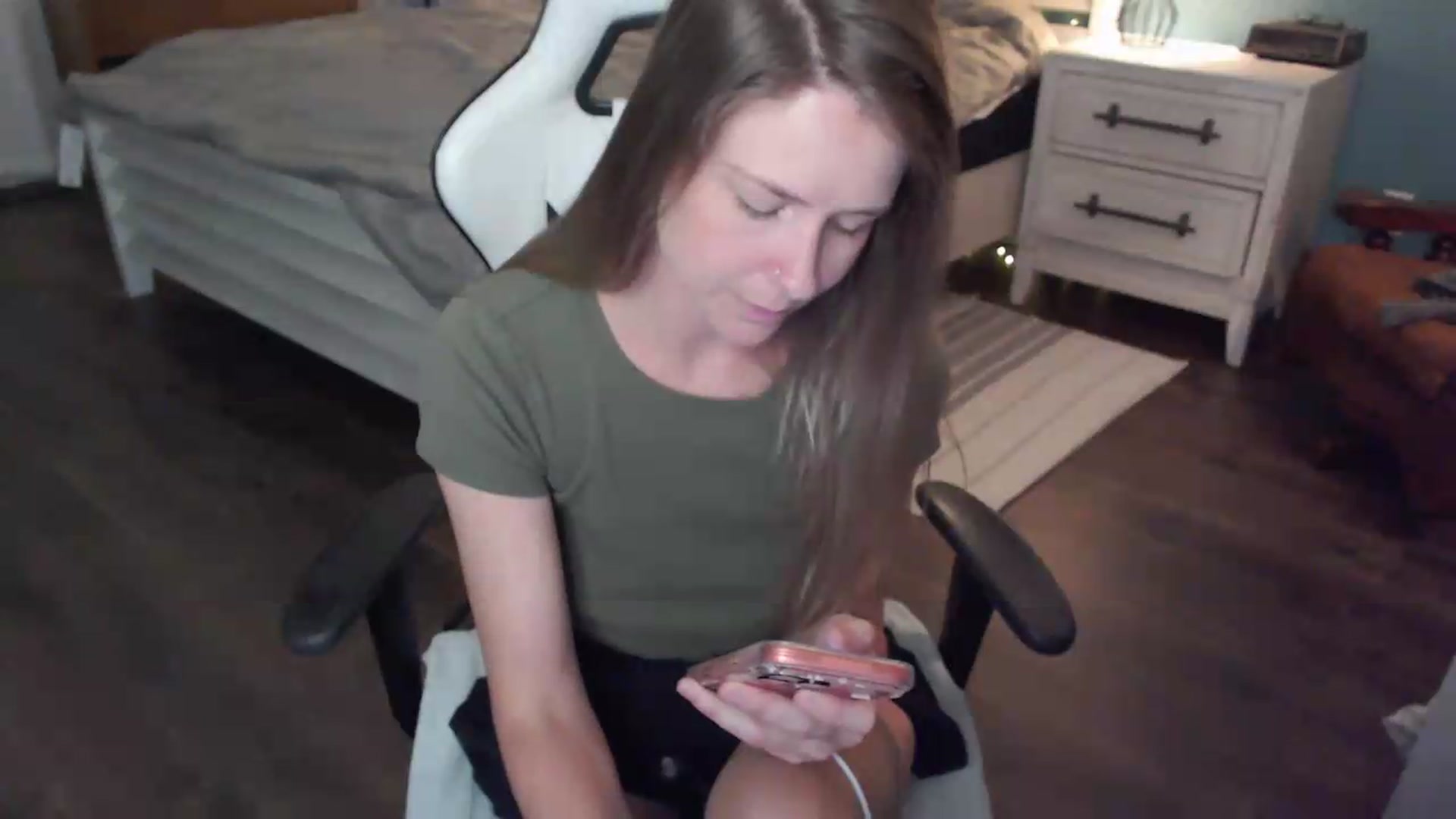 Gallery image thumbnail from ZenZoey's myfreecams stream on, 05/28/2026, 19:19 image 8 of 20