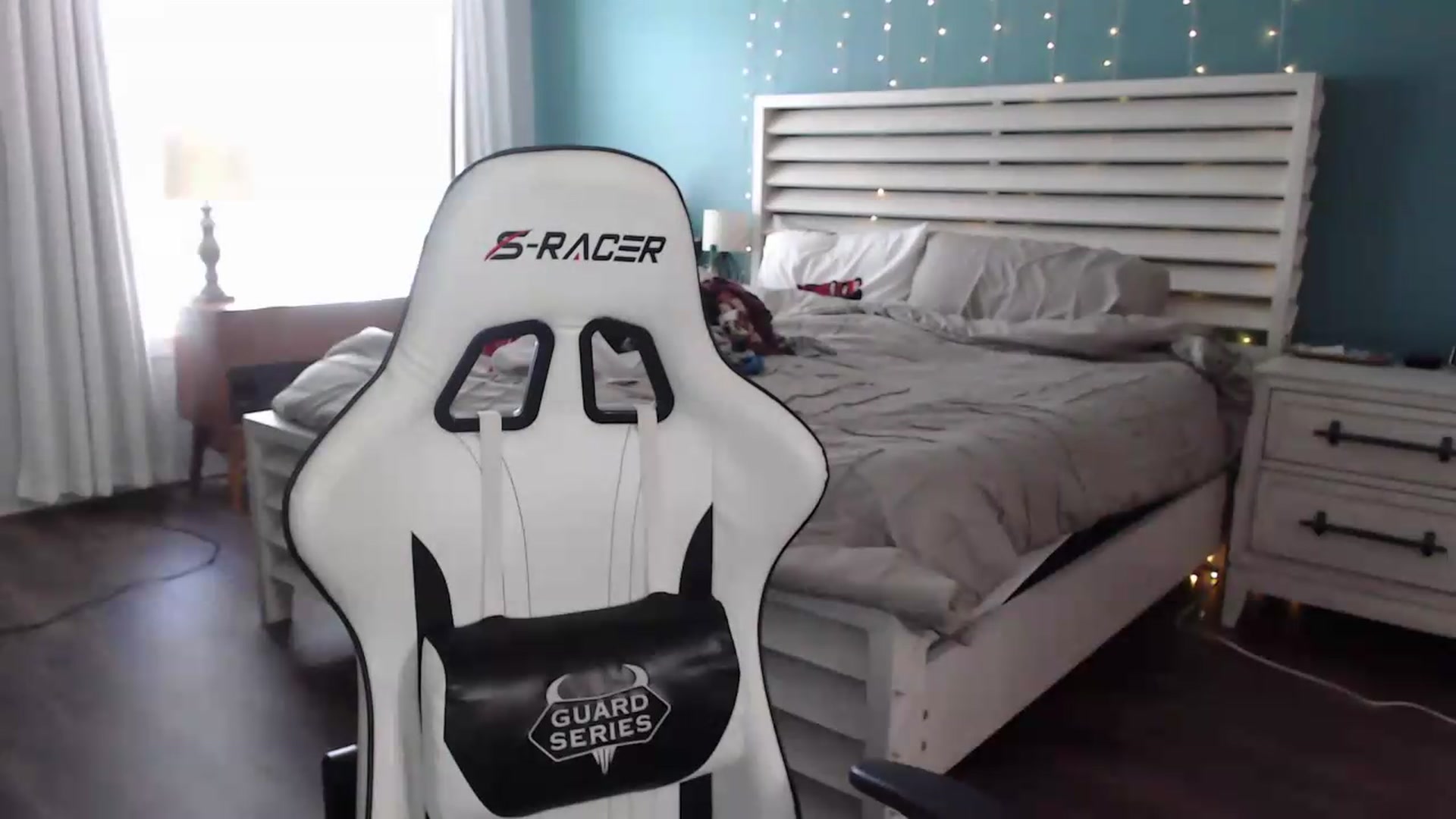 Gallery image thumbnail from ZenZoey's myfreecams stream on, 06/22/2026, 18:58 image 2 of 20
