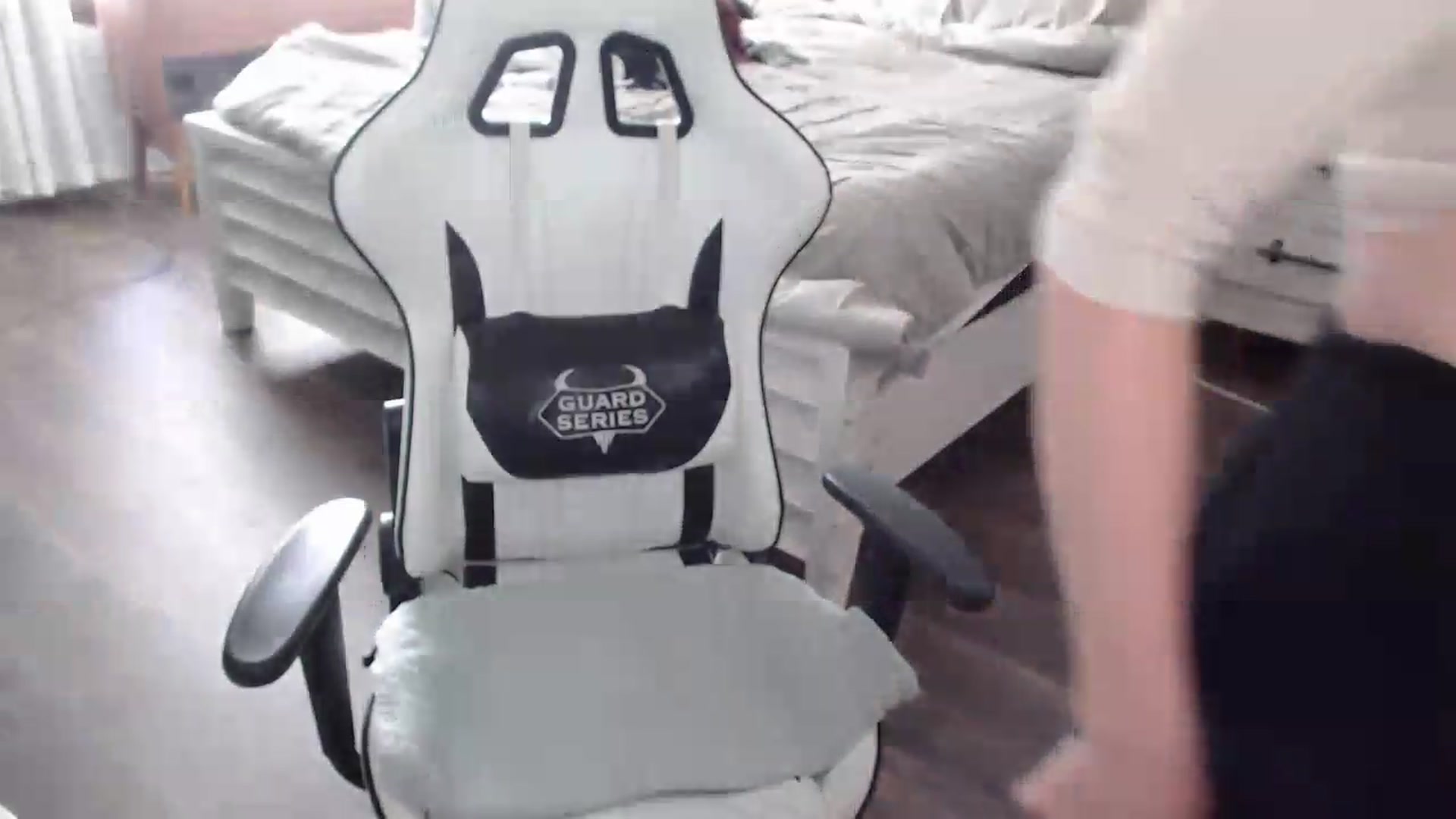 Gallery image thumbnail from ZenZoey's myfreecams stream on, 06/22/2026, 19:43 image 14 of 20