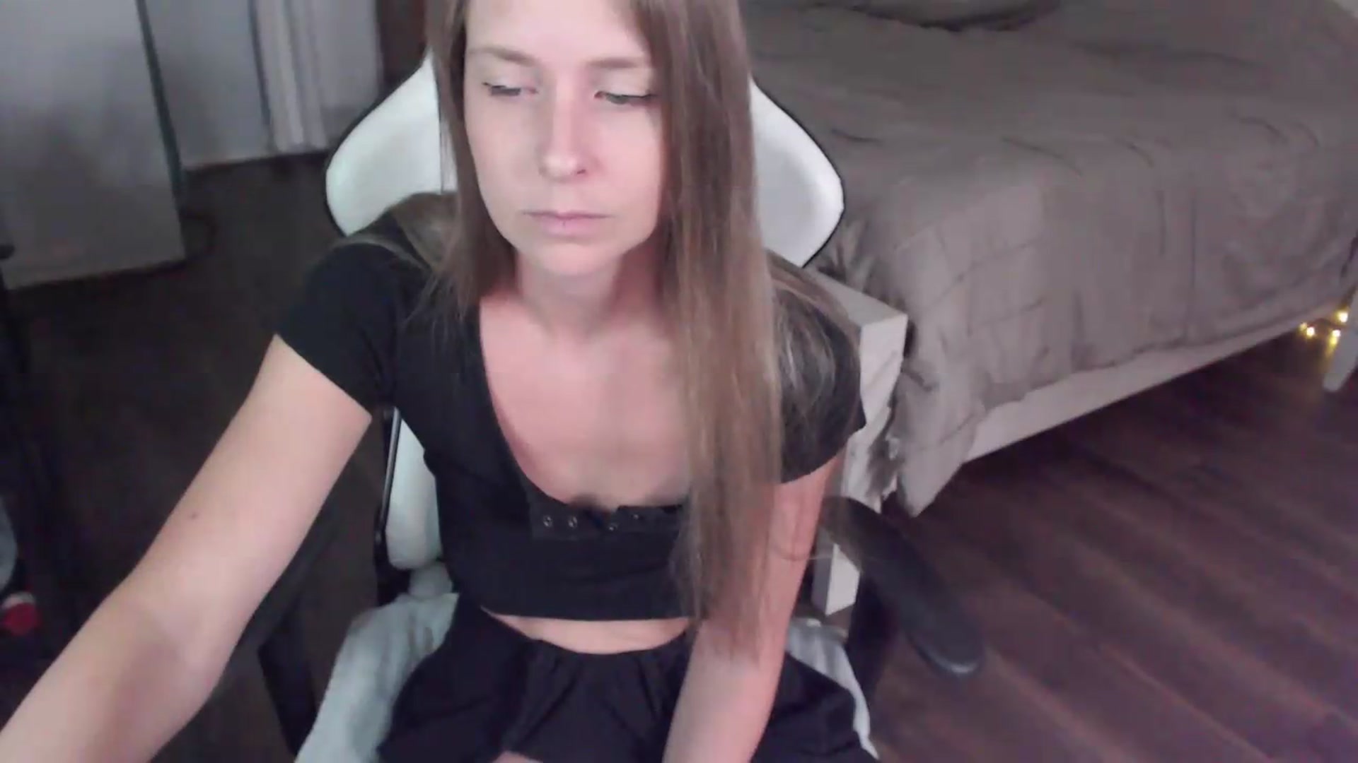 Gallery image thumbnail from ZenZoey's myfreecams stream on, 07/27/2026, 15:41 image 13 of 20