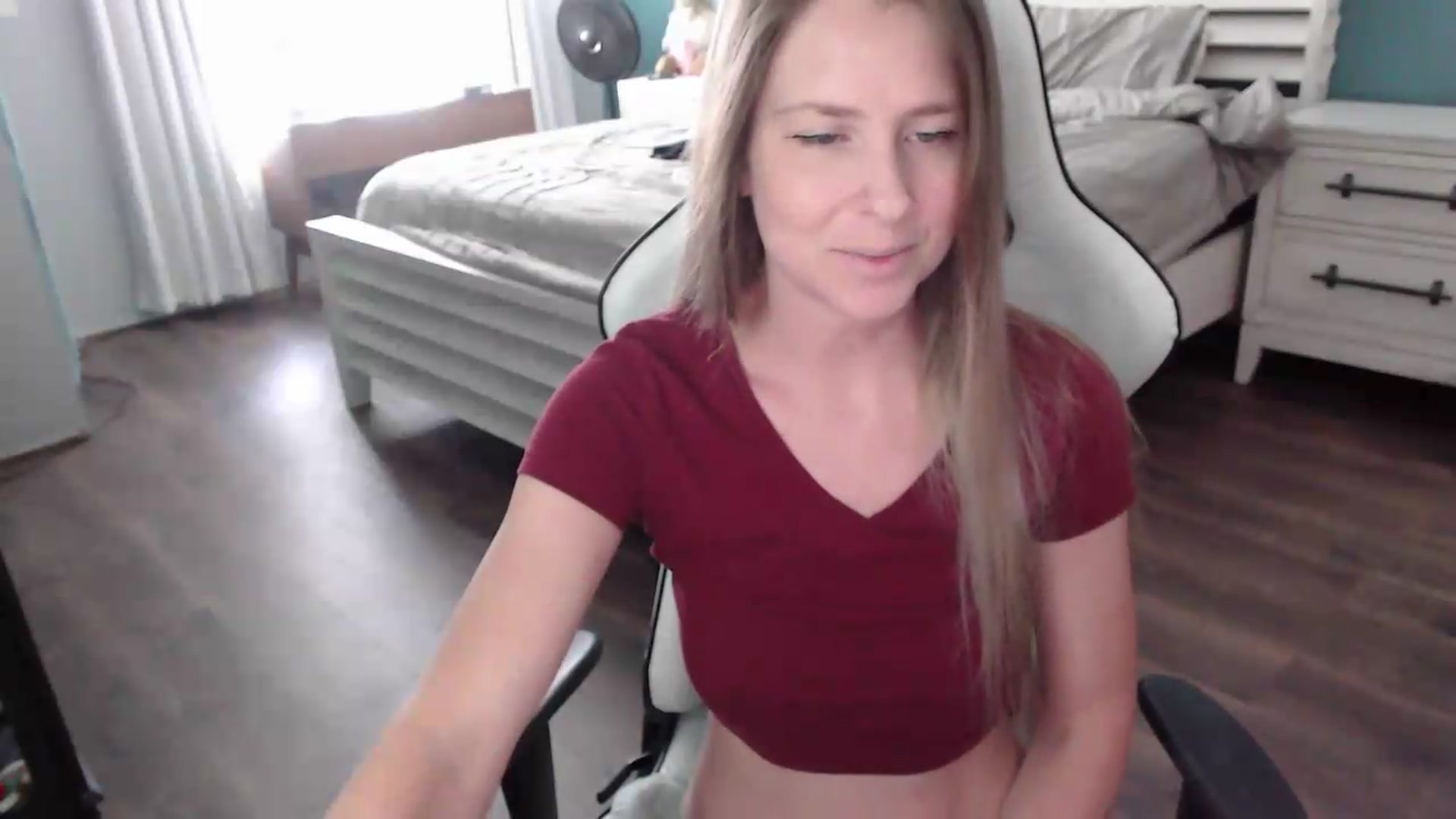 Gallery image thumbnail from ZenZoey's myfreecams stream on, 08/10/2026, 16:08 image 5 of 20