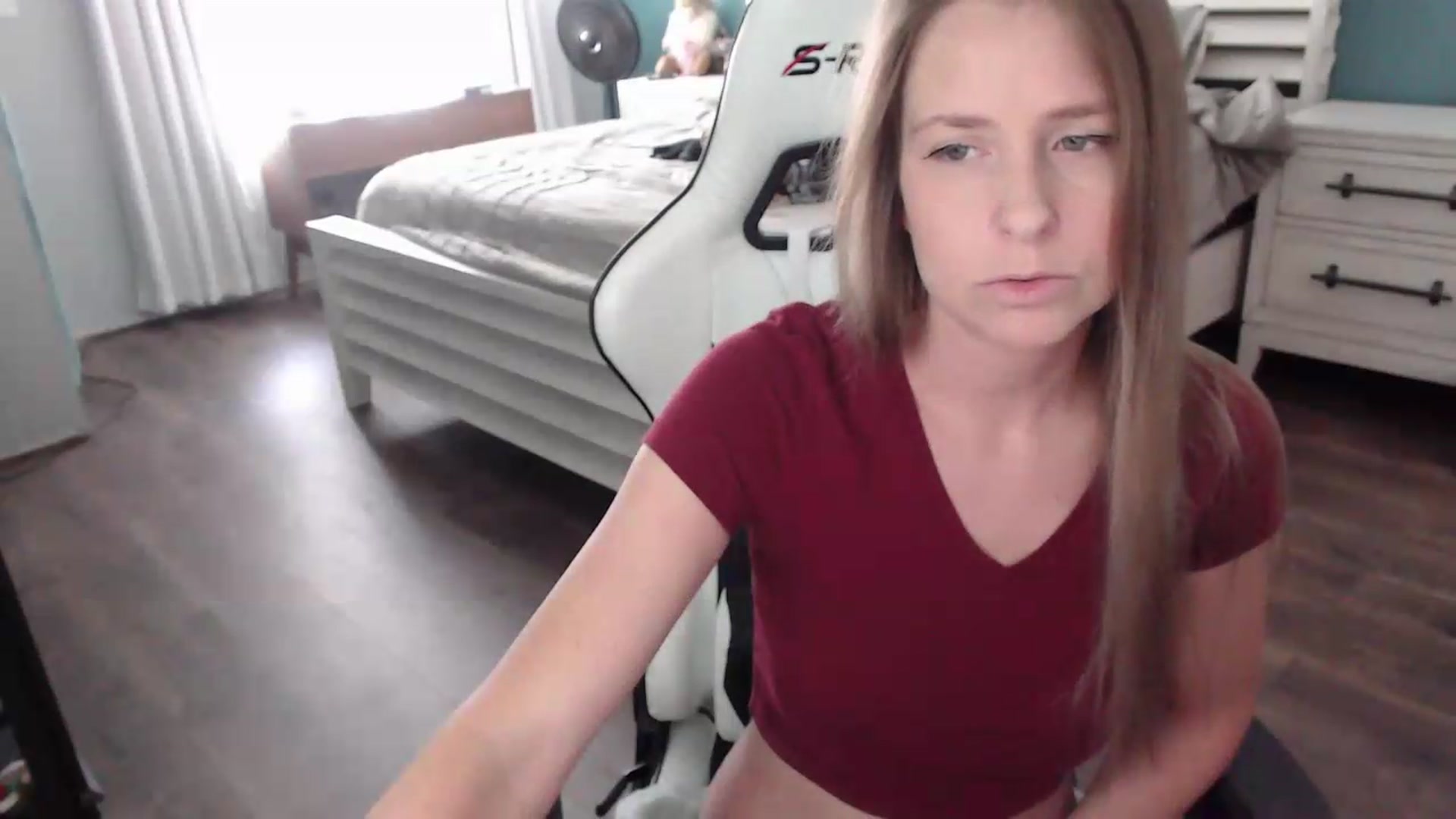 Gallery image thumbnail from ZenZoey's myfreecams stream on, 08/10/2026, 16:08 image 4 of 20