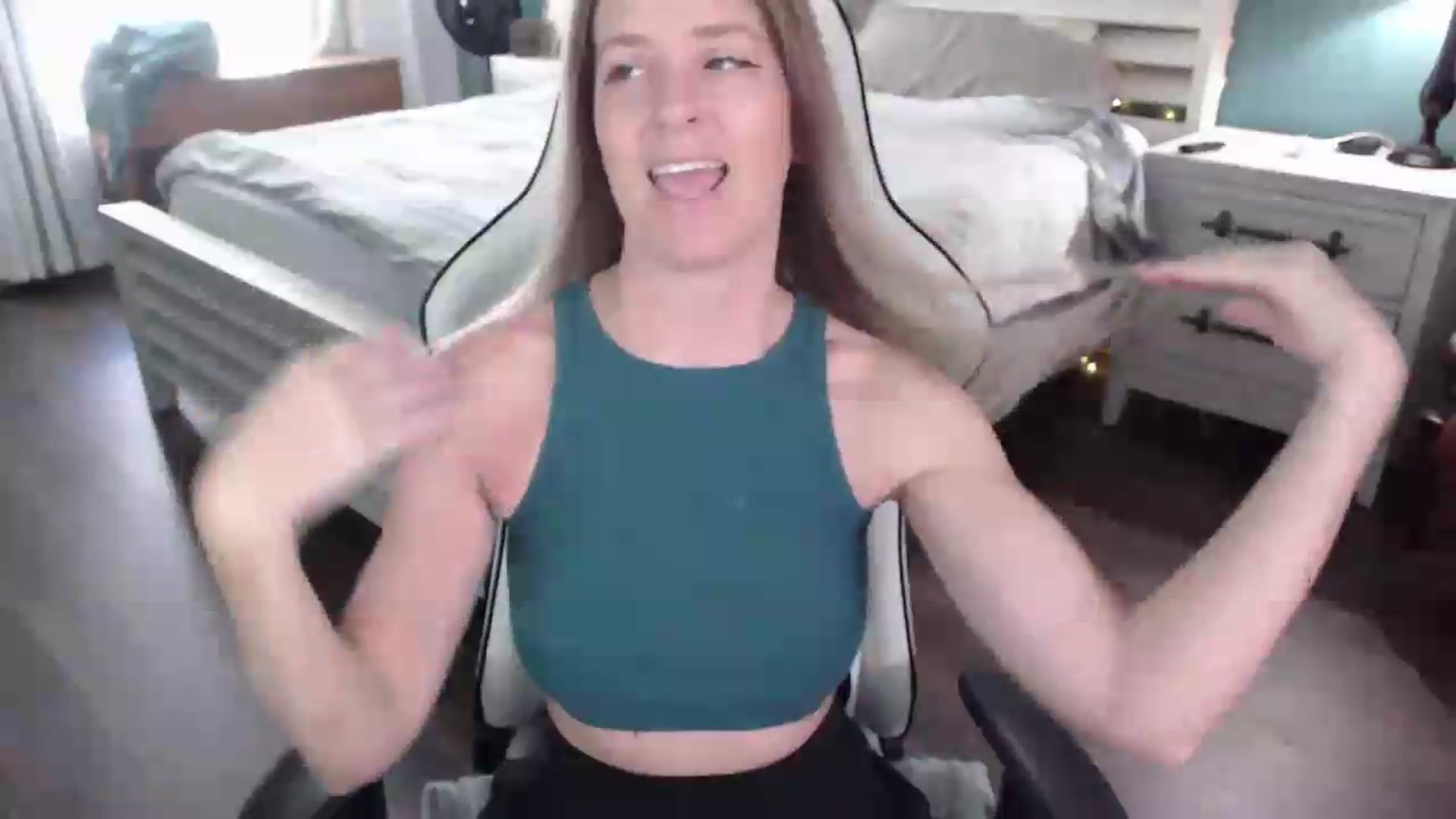 Gallery image thumbnail from ZenZoey's myfreecams stream on, 08/24/2026, 16:05 image 6 of 20