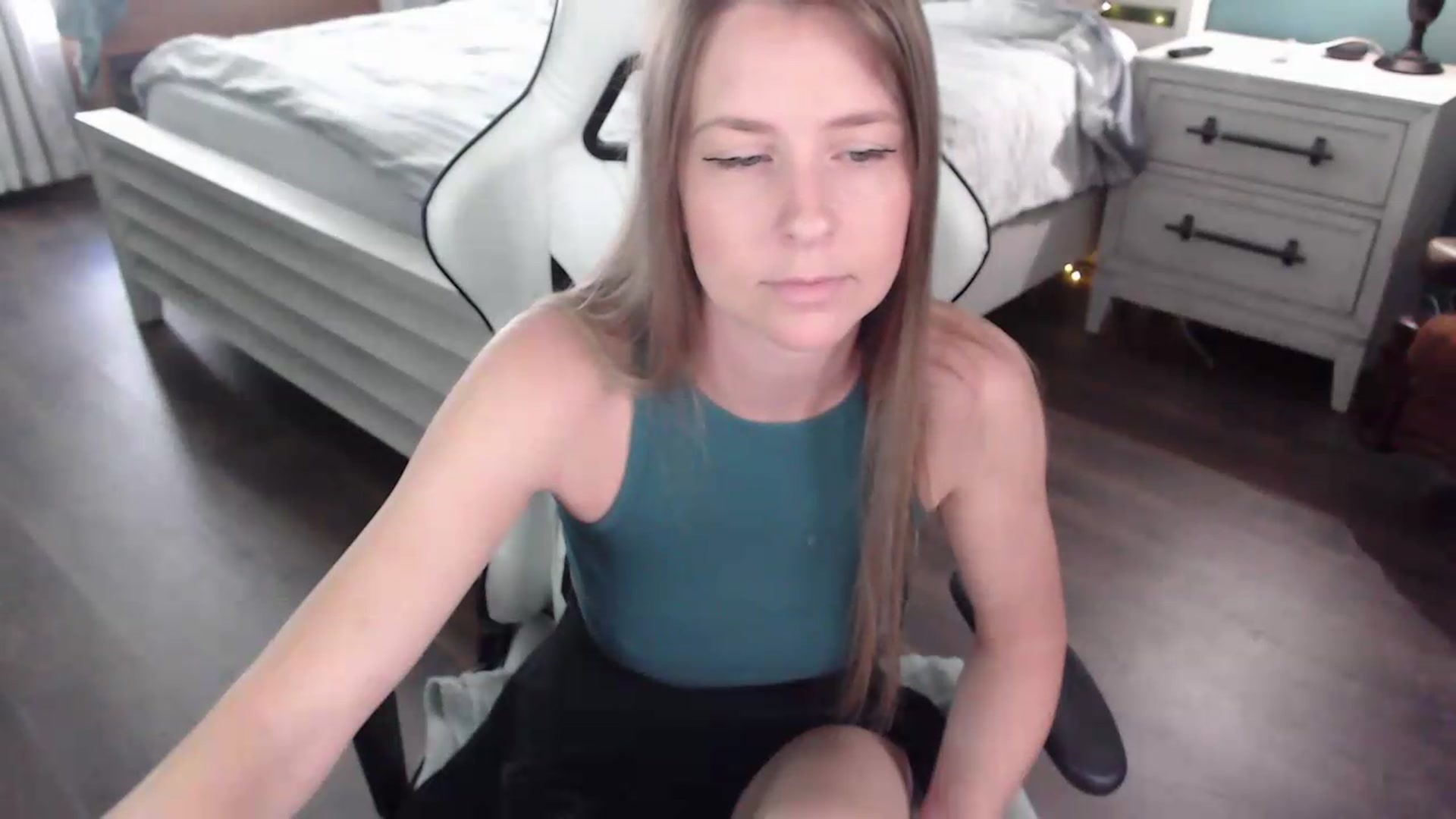 Gallery image thumbnail from ZenZoey's myfreecams stream on, 08/24/2026, 16:05 image 12 of 20