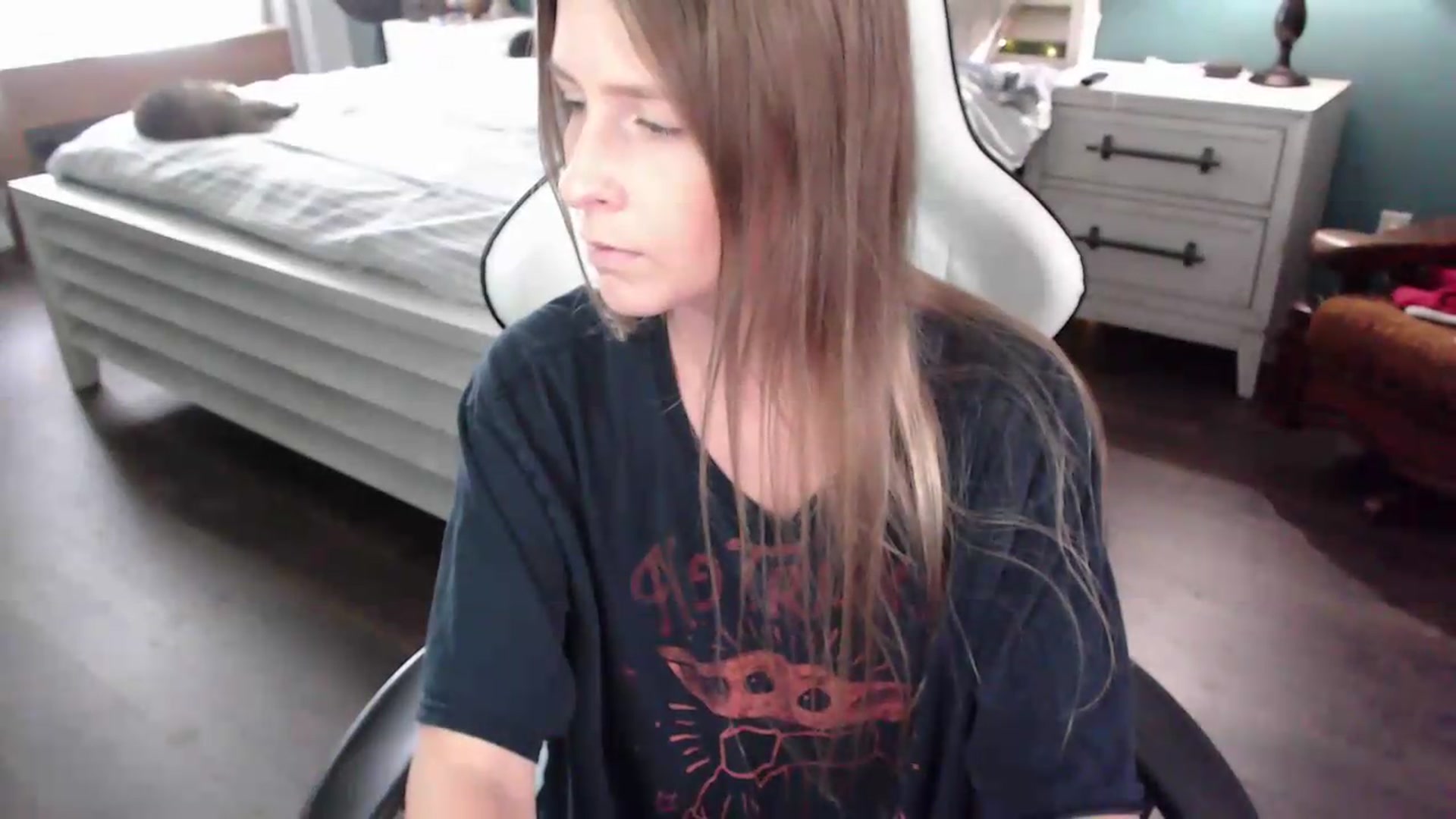 Gallery image thumbnail from ZenZoey's myfreecams stream on, 08/27/2026, 19:23 image 4 of 20