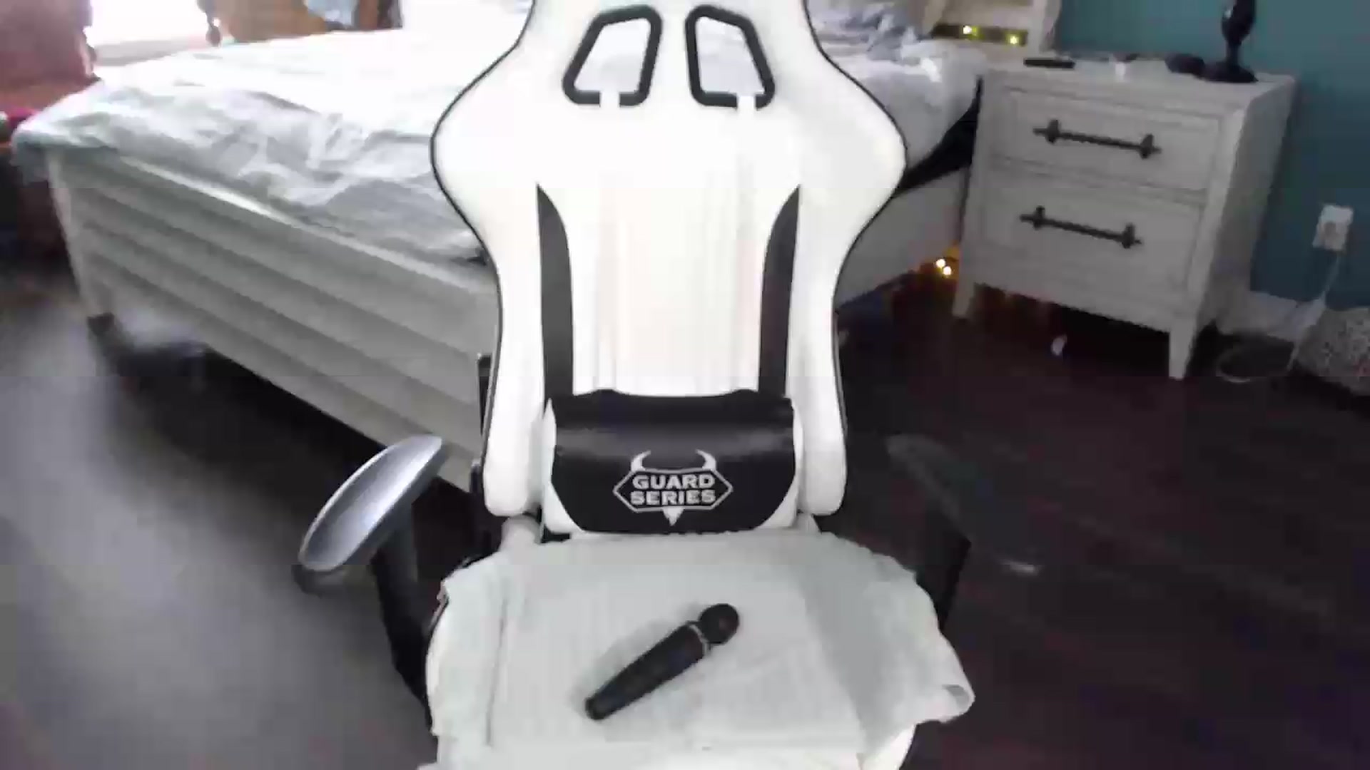 Gallery image thumbnail from ZenZoey's myfreecams stream on, 09/01/2026, 16:02 image 1 of 20