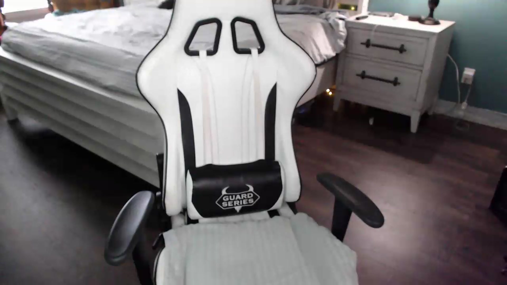 Gallery image thumbnail from ZenZoey's myfreecams stream on, 09/02/2026, 20:00 image 3 of 20