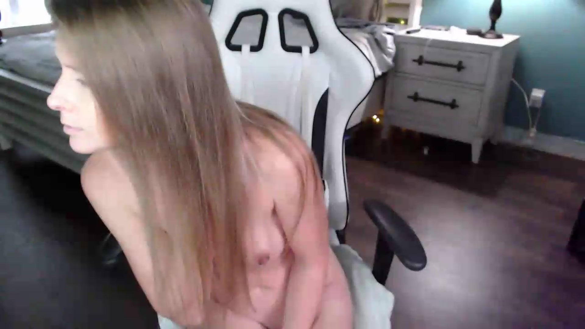 Gallery image thumbnail from ZenZoey's myfreecams stream on, 09/02/2026, 20:00 image 11 of 20