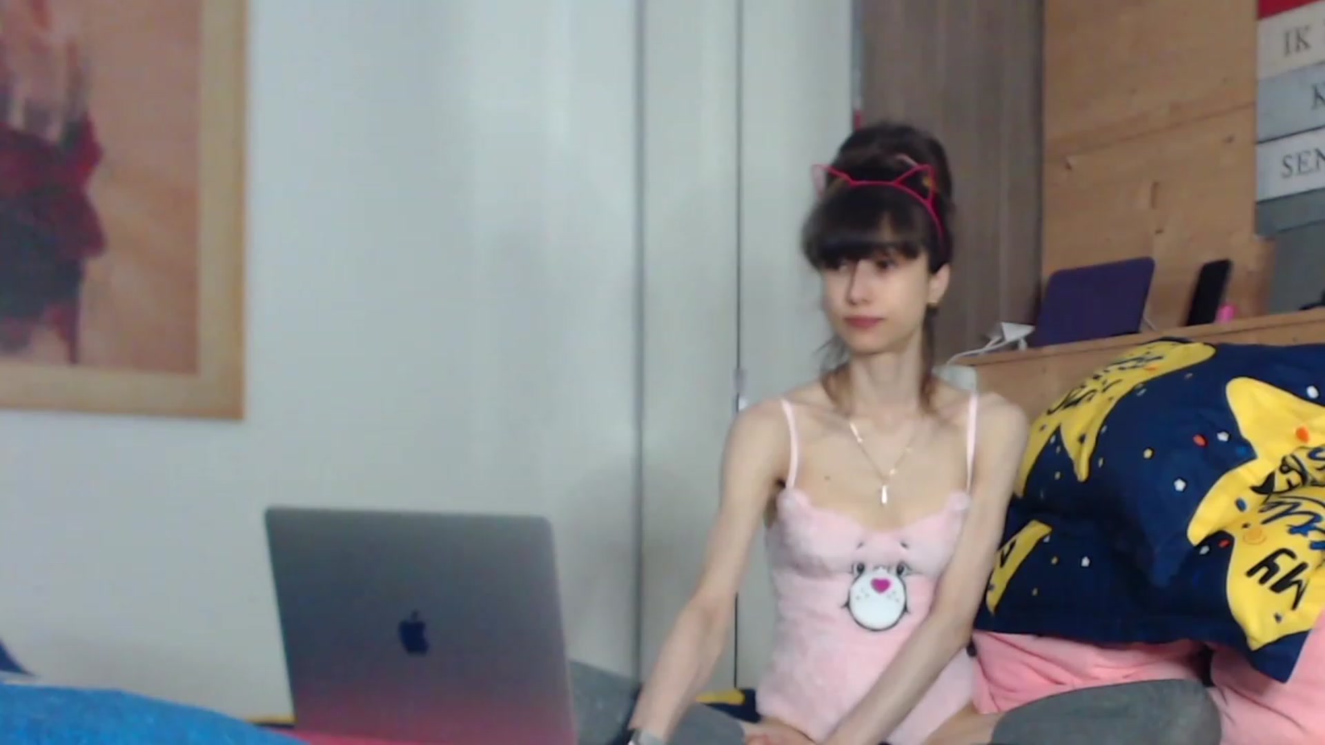 Gallery image thumbnail from Zen_Jo's myfreecams stream on, 04/09/2023, 15:48 image 1 of 20