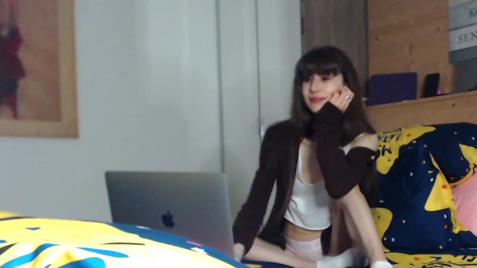 Gallery image thumbnail from Zen_Jo's myfreecams stream on, 04/16/2023, 16:13 image 12 of 20