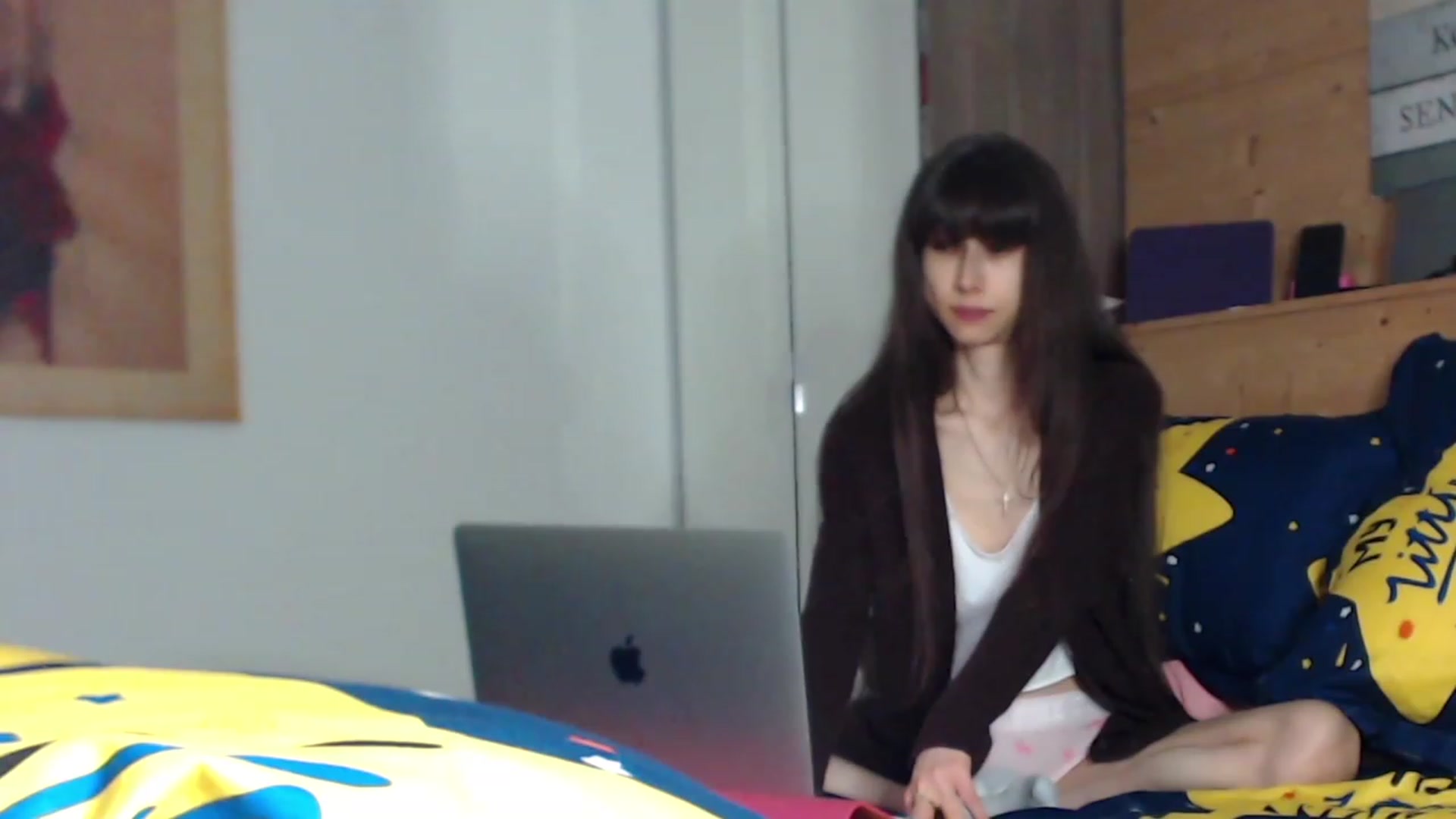 Gallery image thumbnail from Zen_Jo's myfreecams stream on, 04/16/2023, 16:40 image 20 of 20