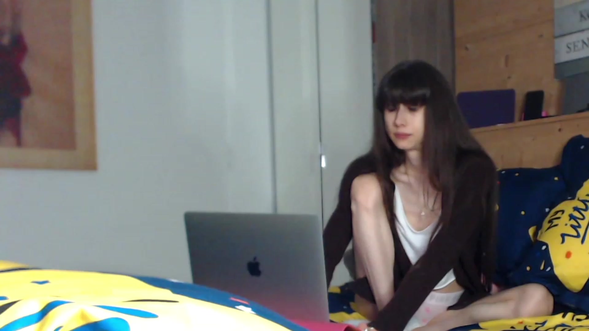 Gallery image thumbnail from Zen_Jo's myfreecams stream on, 04/16/2023, 16:40 image 16 of 20