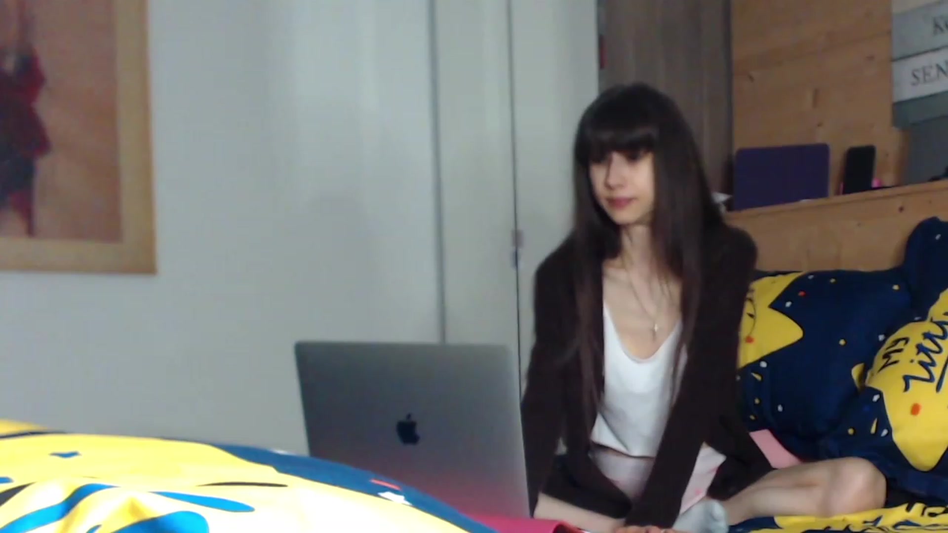 Gallery image thumbnail from Zen_Jo's myfreecams stream on, 04/16/2023, 16:40 image 9 of 20