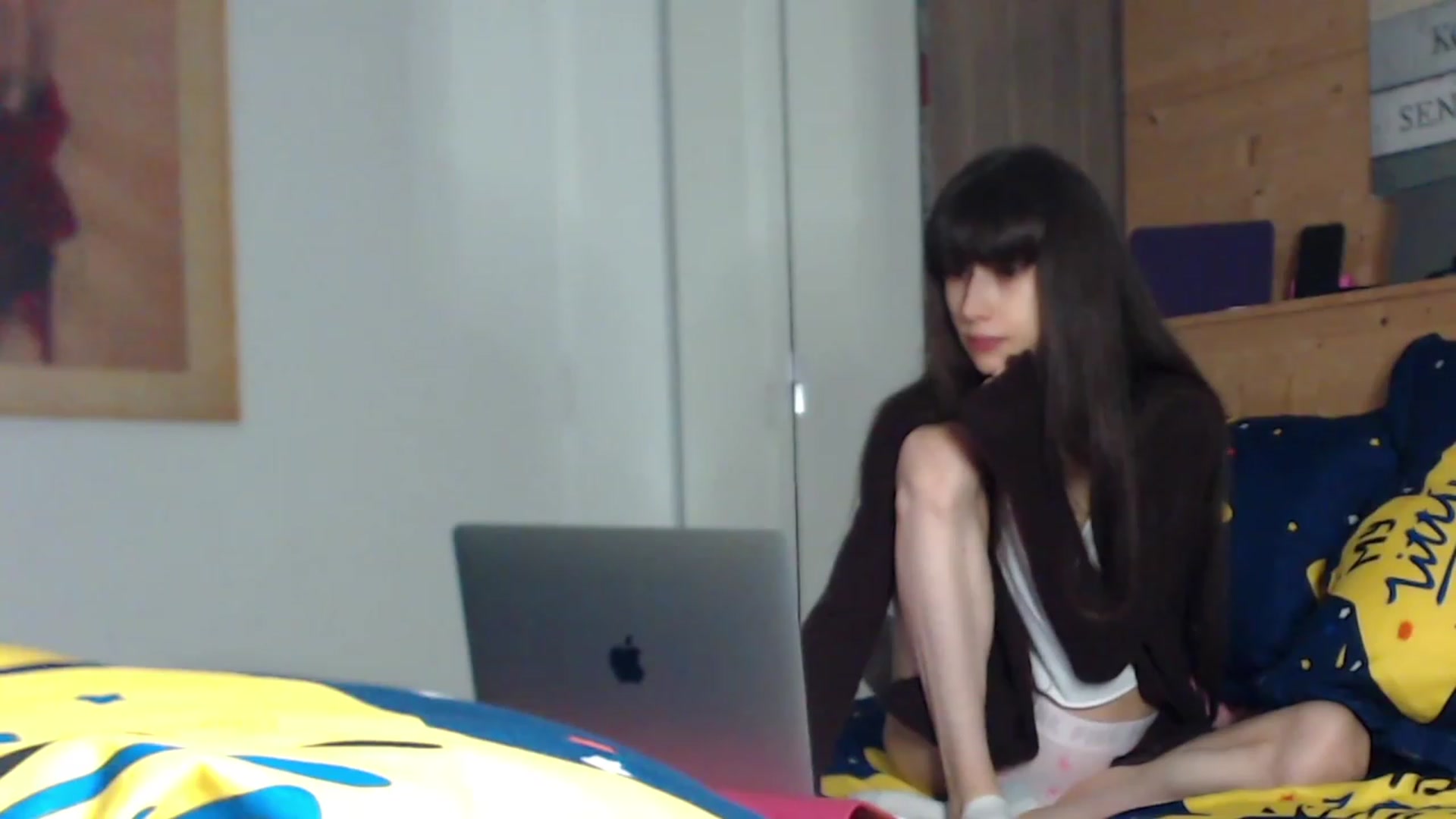 Gallery image thumbnail from Zen_Jo's myfreecams stream on, 04/16/2023, 16:40 image 12 of 20