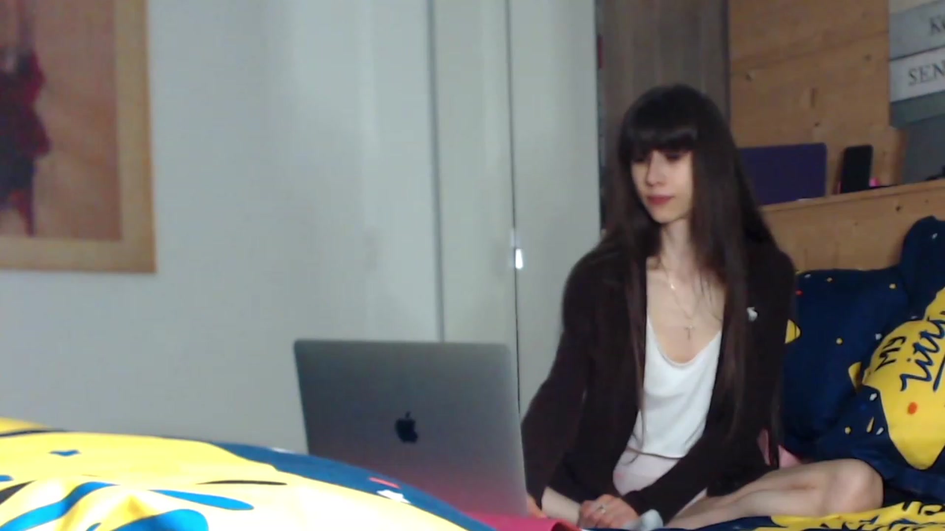 Gallery image thumbnail from Zen_Jo's myfreecams stream on, 04/16/2023, 16:40 image 18 of 20