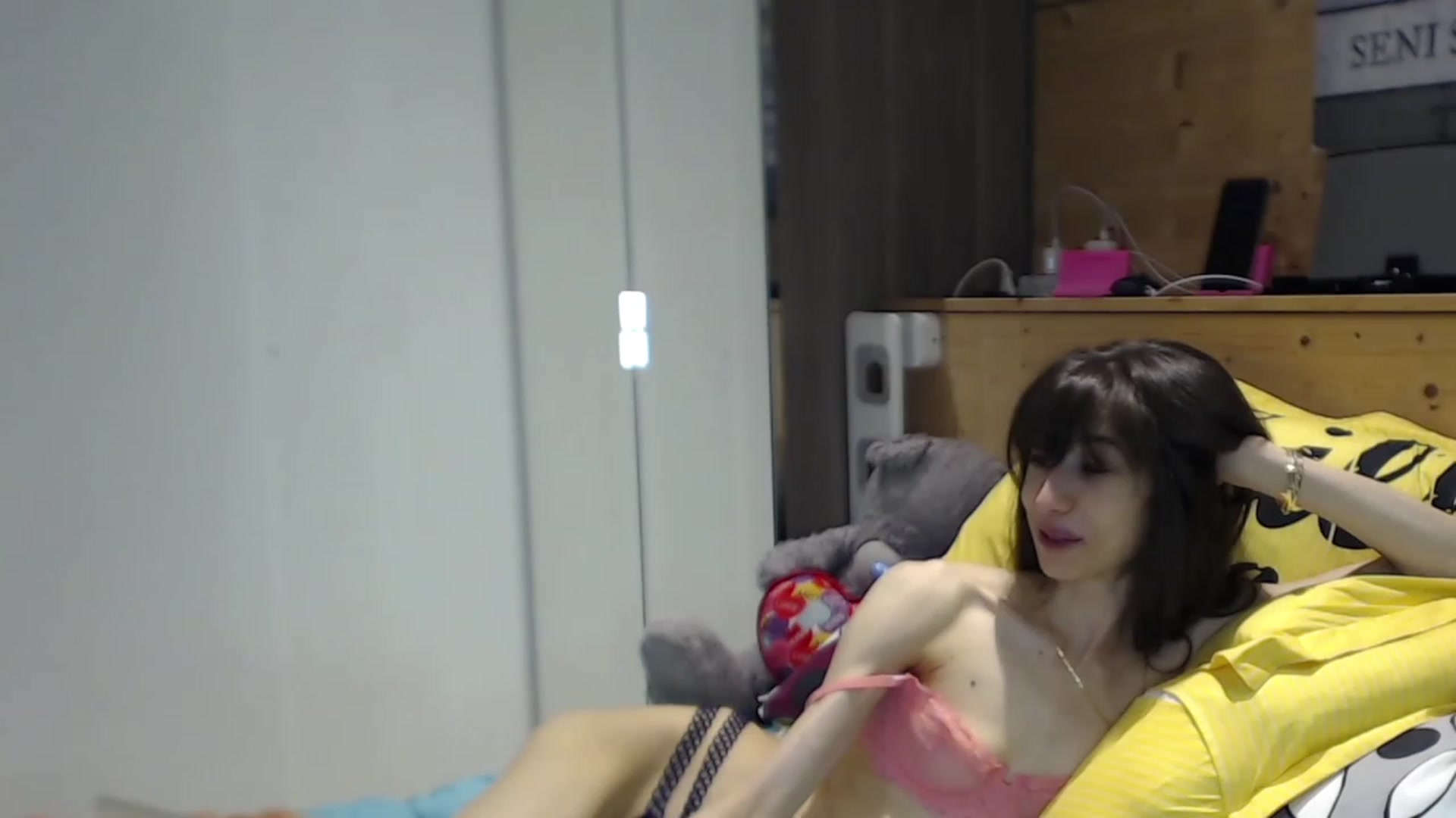 Gallery image thumbnail from Zen_Jo's myfreecams stream on, 08/19/2023, 16:49 image 19 of 20