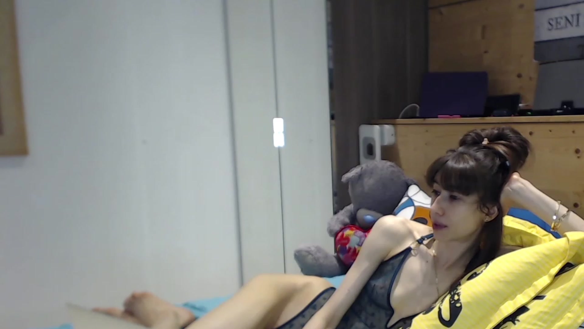 Gallery image thumbnail from Zen_Jo's myfreecams stream on, 08/27/2023, 17:00 image 5 of 20