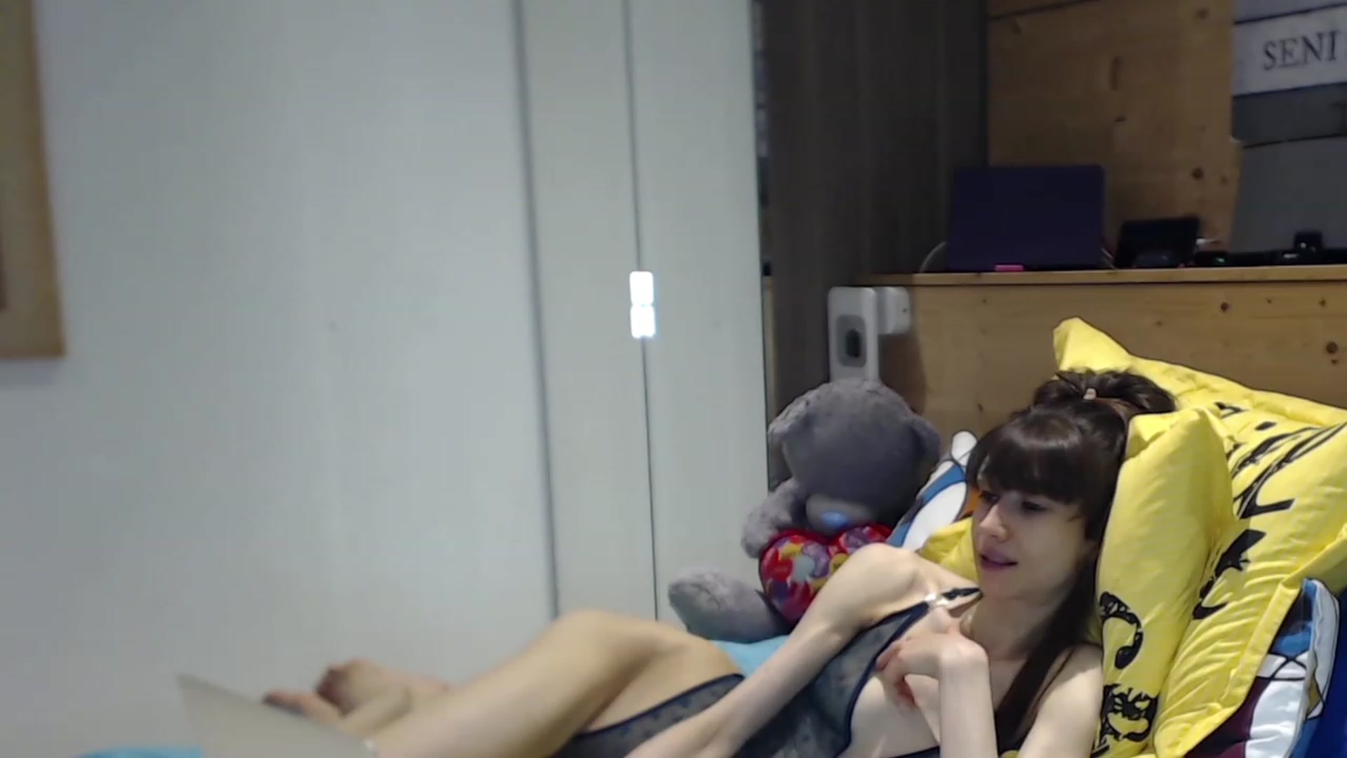 Gallery image thumbnail from Zen_Jo's myfreecams stream on, 08/27/2023, 17:00 image 15 of 20