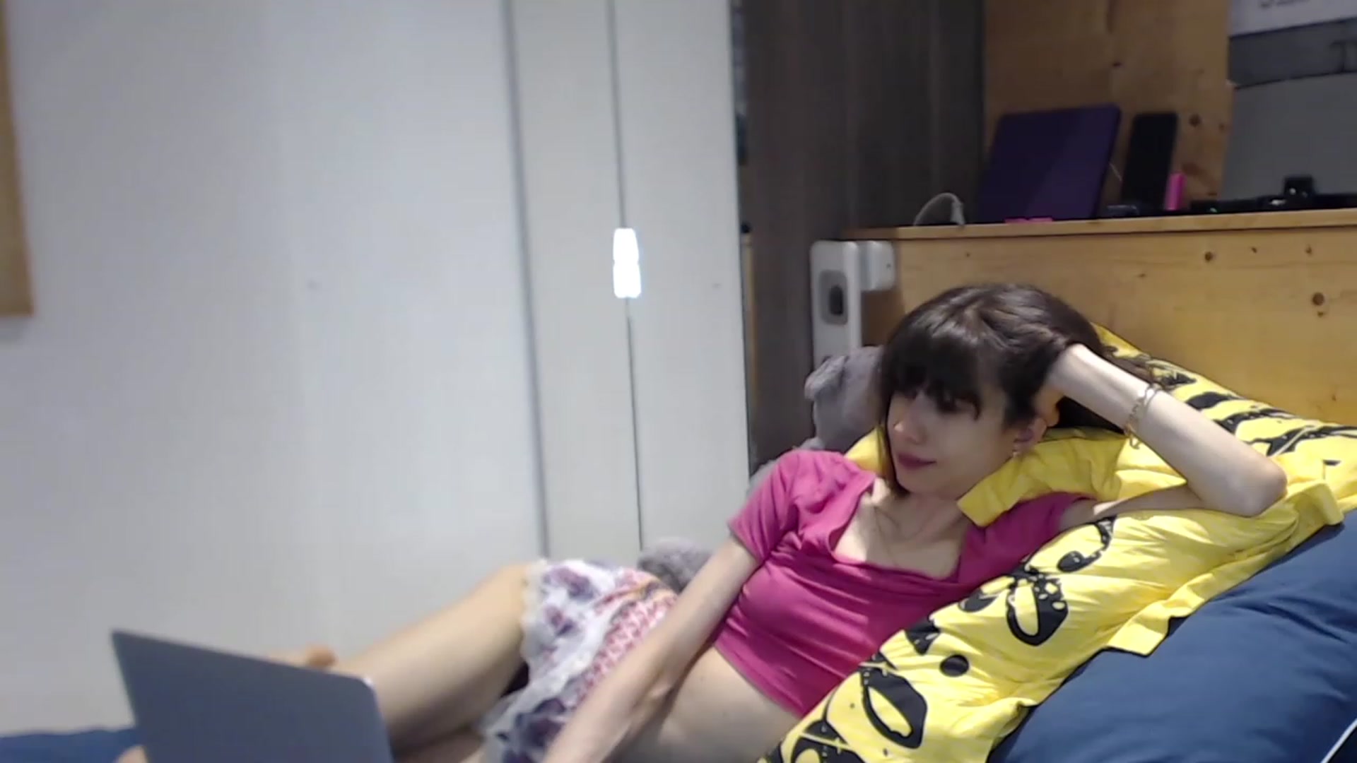 Gallery image thumbnail from Zen_Jo's myfreecams stream on, 09/17/2023, 16:26 image 12 of 20