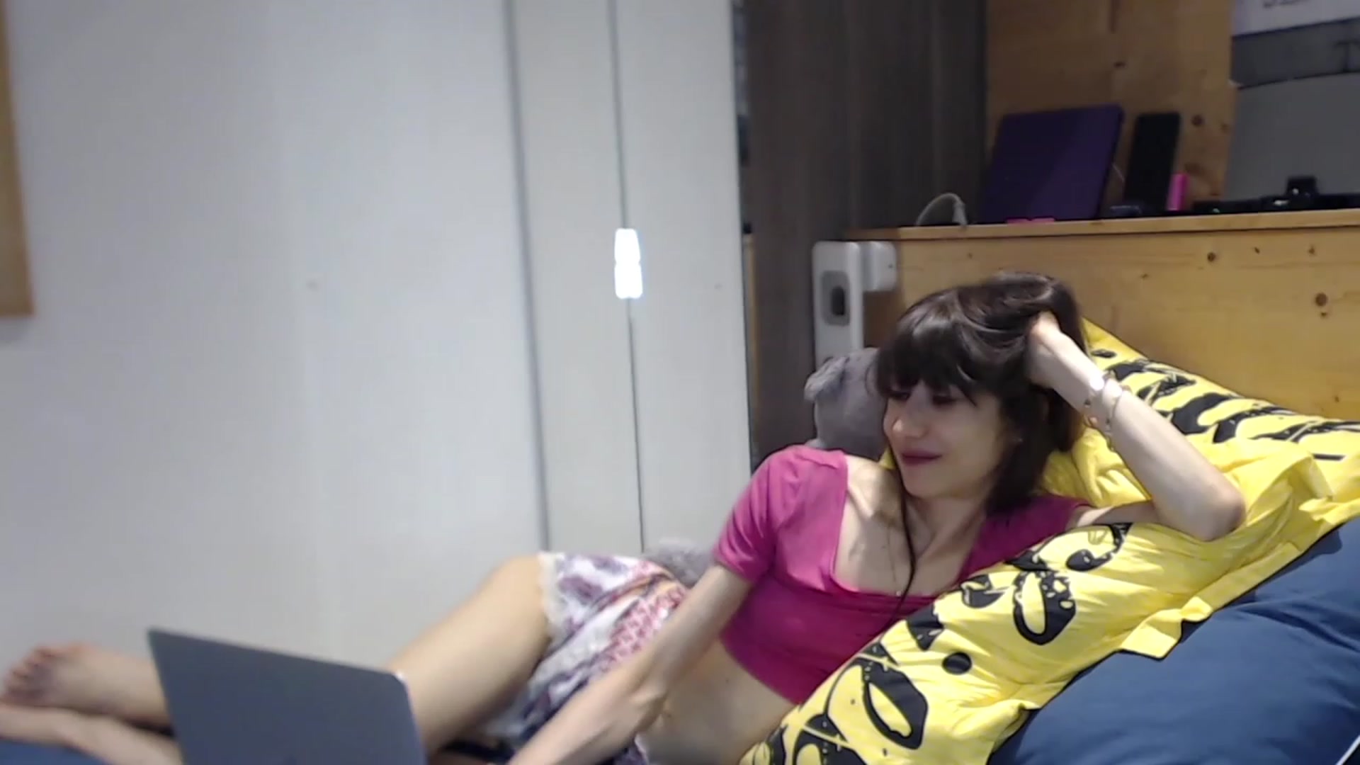 Gallery image thumbnail from Zen_Jo's myfreecams stream on, 09/17/2023, 16:26 image 15 of 20