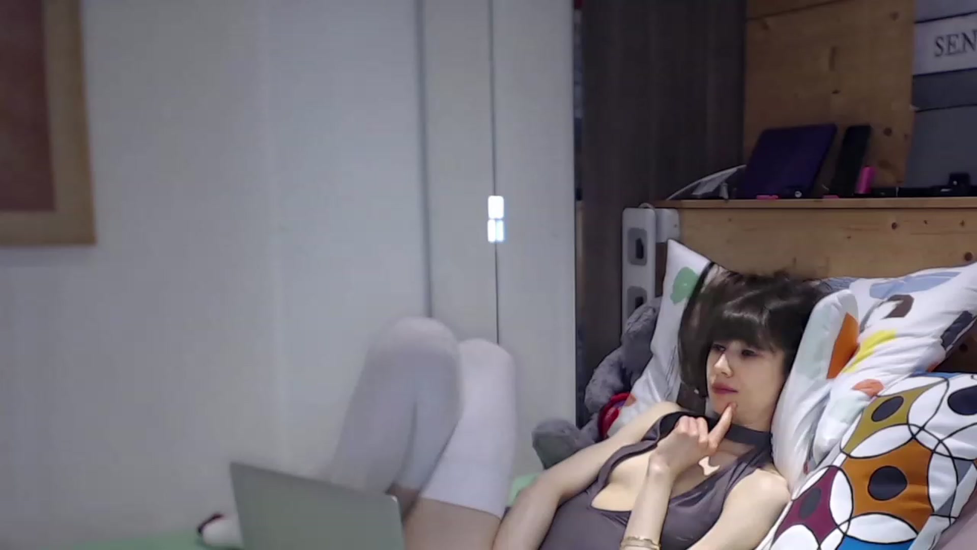 Gallery image thumbnail from Zen_Jo's myfreecams stream on, 10/15/2023, 15:19 image 1 of 20
