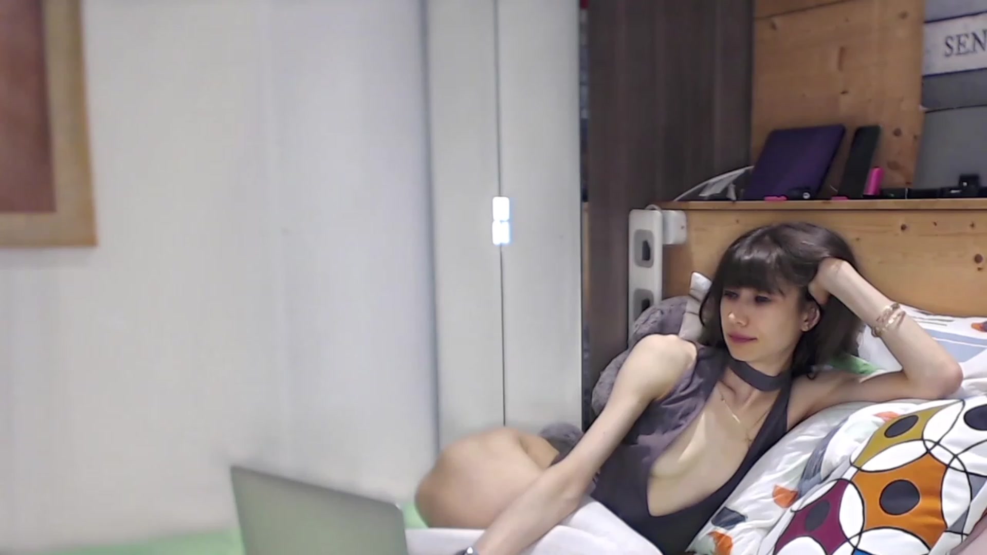 Gallery image thumbnail from Zen_Jo's myfreecams stream on, 10/15/2023, 15:19 image 15 of 20
