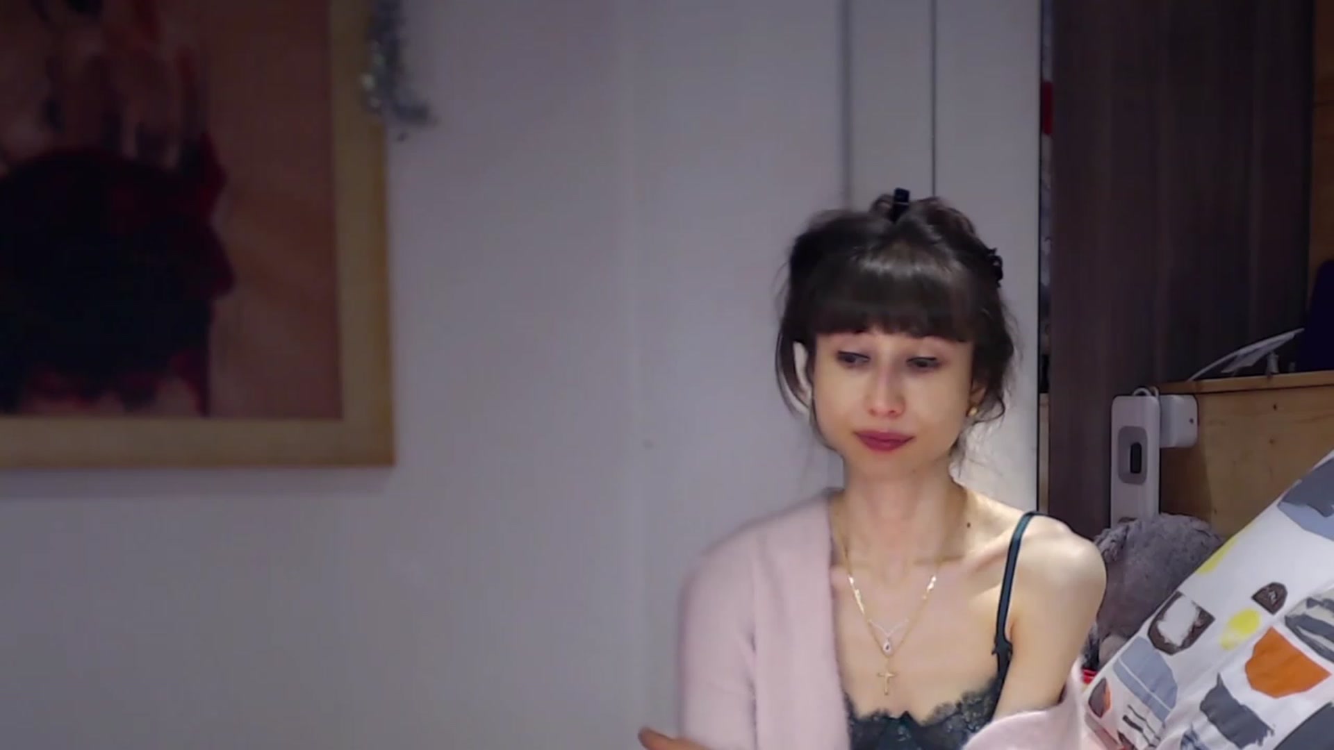 Gallery image thumbnail from Zen_Jo's myfreecams stream on, 12/25/2023, 17:50 image 18 of 20