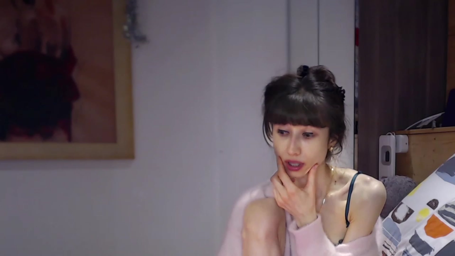 Gallery image thumbnail from Zen_Jo's myfreecams stream on, 12/25/2023, 17:50 image 16 of 20