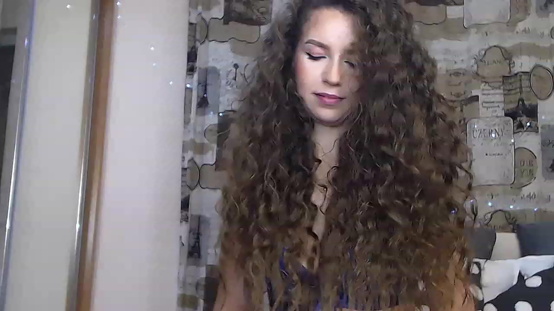 Gallery image thumbnail from Zen______'s myfreecams stream on, 12/09/2022, 10:32 image 17 of 20