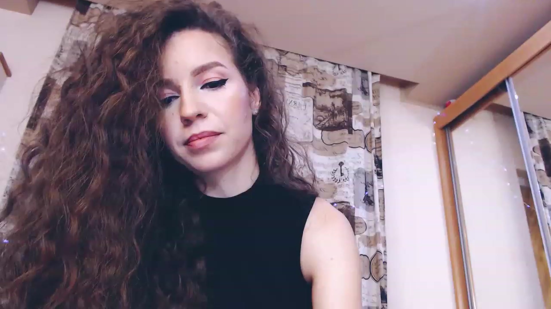 Gallery image thumbnail from Zen______'s myfreecams stream on, 12/10/2022, 09:55 image 5 of 20