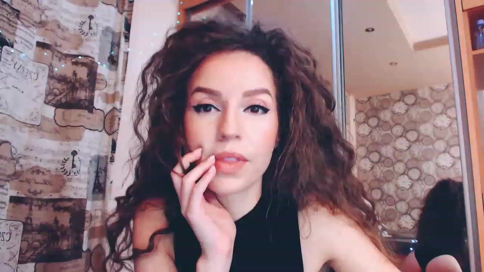 Gallery image thumbnail from Zen______'s myfreecams stream on, 12/10/2022, 10:13 image 2 of 20