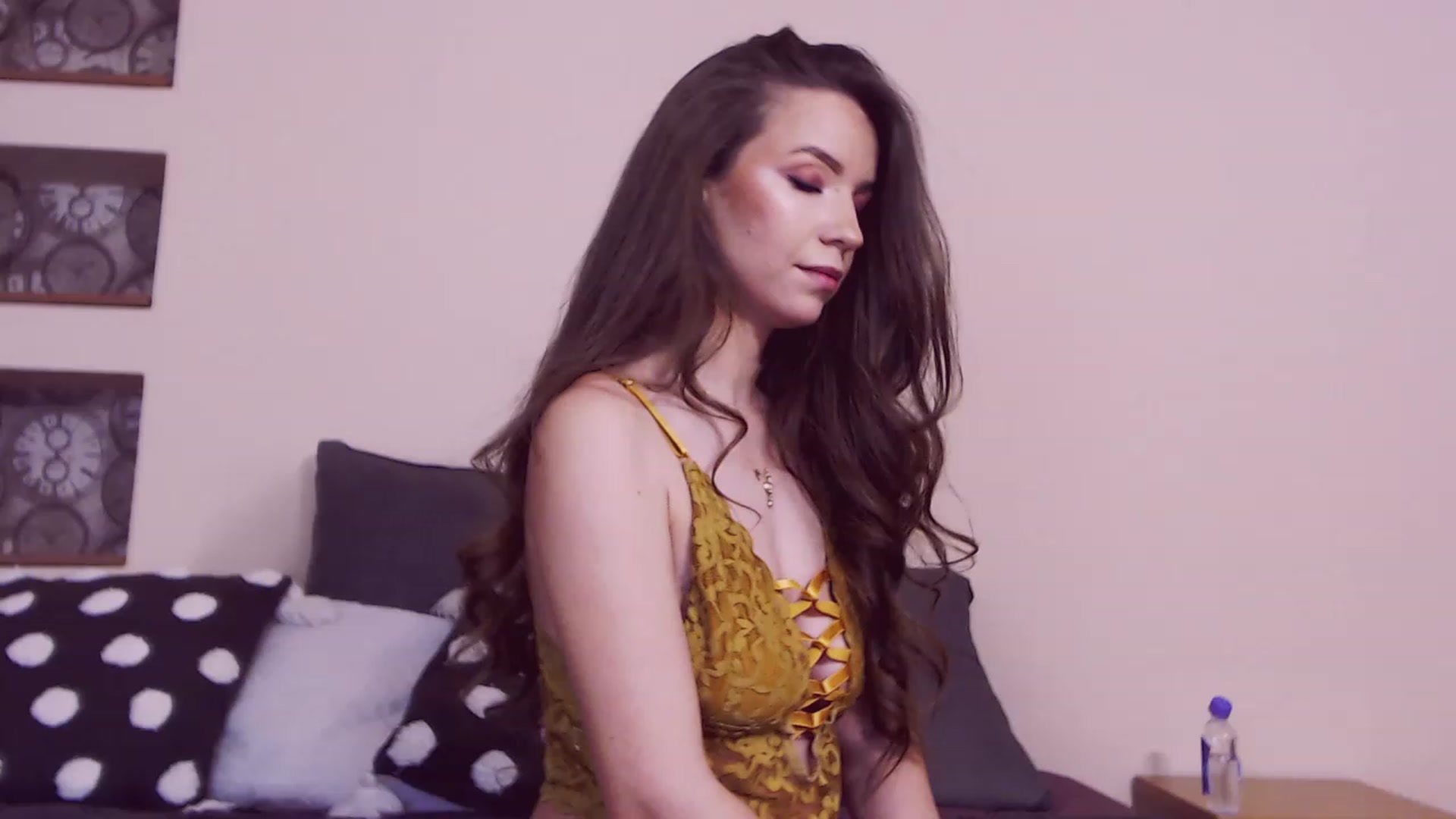 Gallery image thumbnail from Zen______'s myfreecams stream on, 01/05/2023, 07:51 image 8 of 20