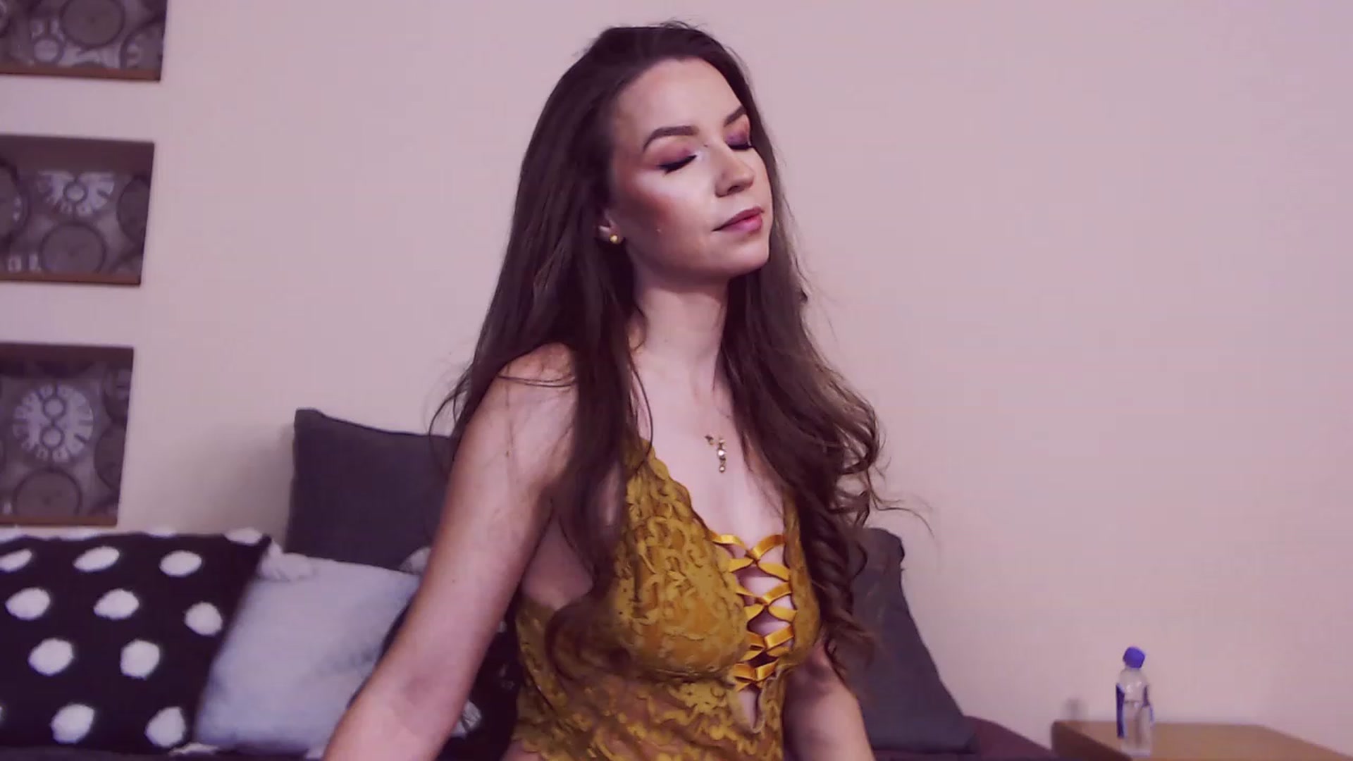 Gallery image thumbnail from Zen______'s myfreecams stream on, 01/05/2023, 07:51 image 11 of 20