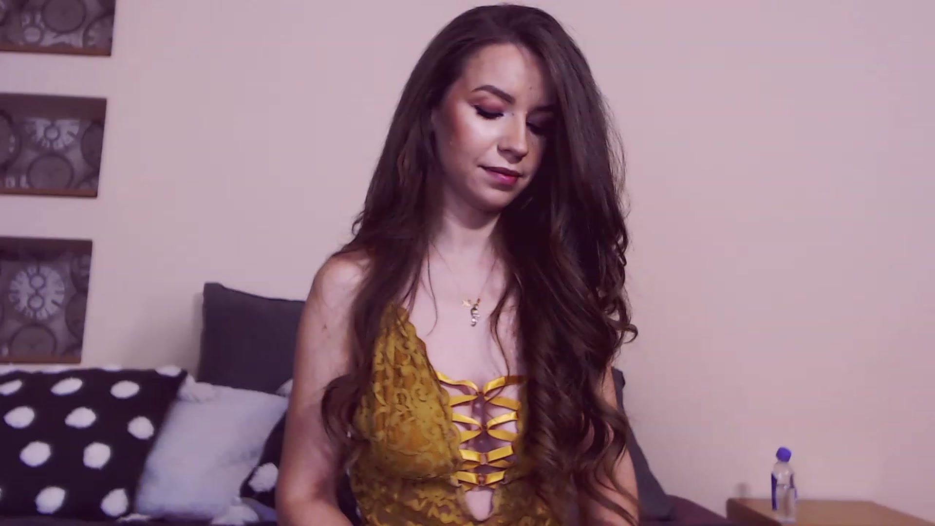 Gallery image thumbnail from Zen______'s myfreecams stream on, 01/05/2023, 07:51 image 13 of 20