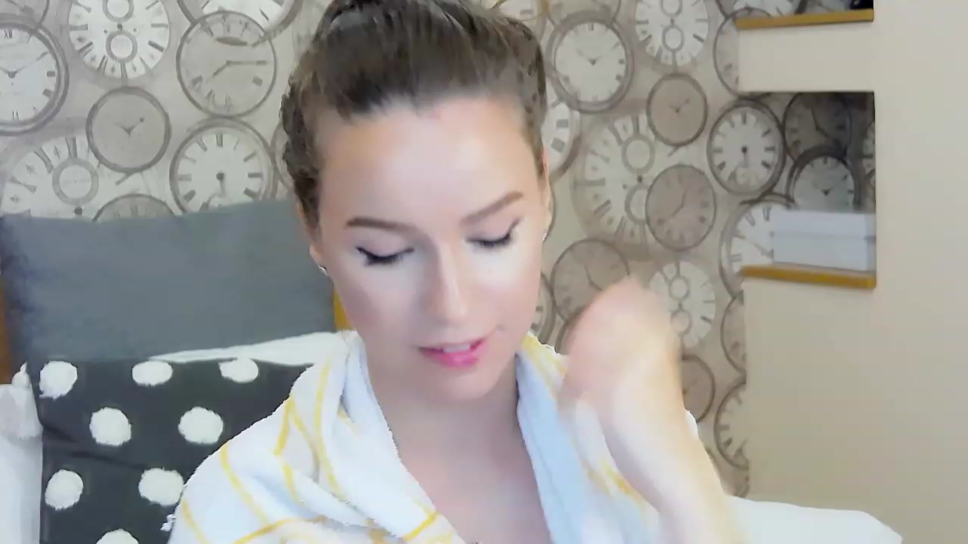 Gallery image thumbnail from Zen______'s myfreecams stream on, 06/19/2023, 11:43 image 15 of 20
