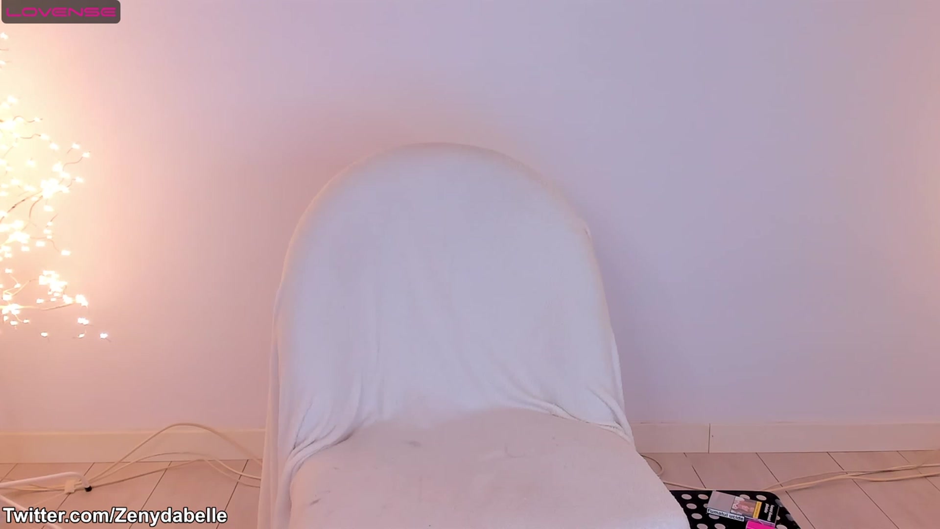 Gallery image thumbnail from ZennyRosse's myfreecams stream on, 07/30/2023, 23:15 image 3 of 20