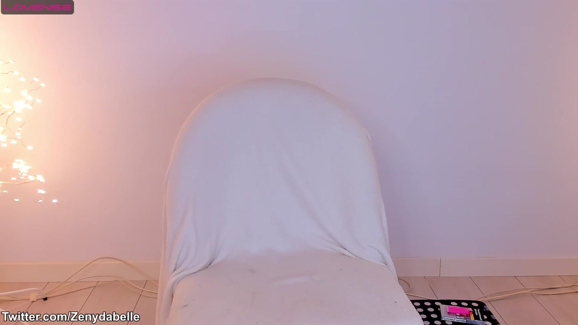 Gallery image thumbnail from ZennyRosse's myfreecams stream on, 07/30/2023, 23:15 image 10 of 20