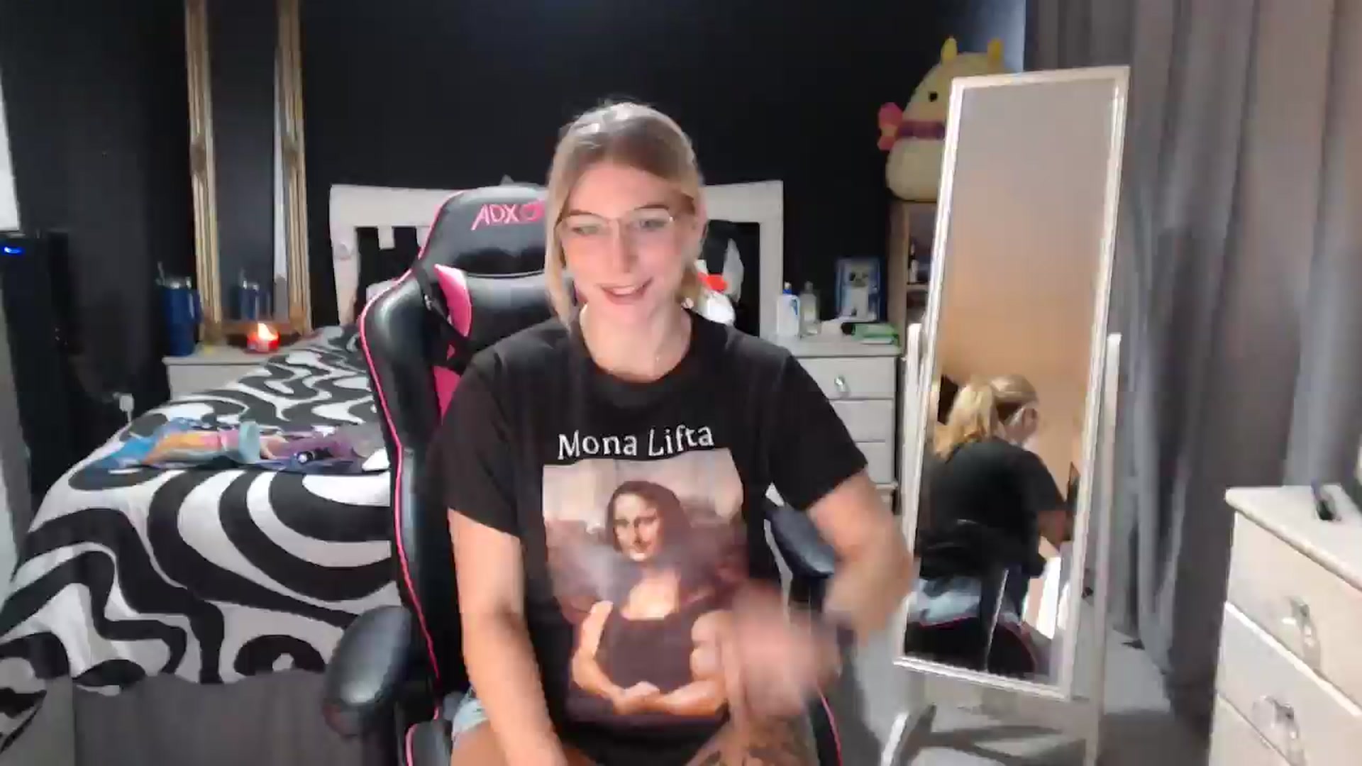 Gallery image thumbnail from ZephyraObs's myfreecams stream on, 02/16/2026, 15:48 image 4 of 20