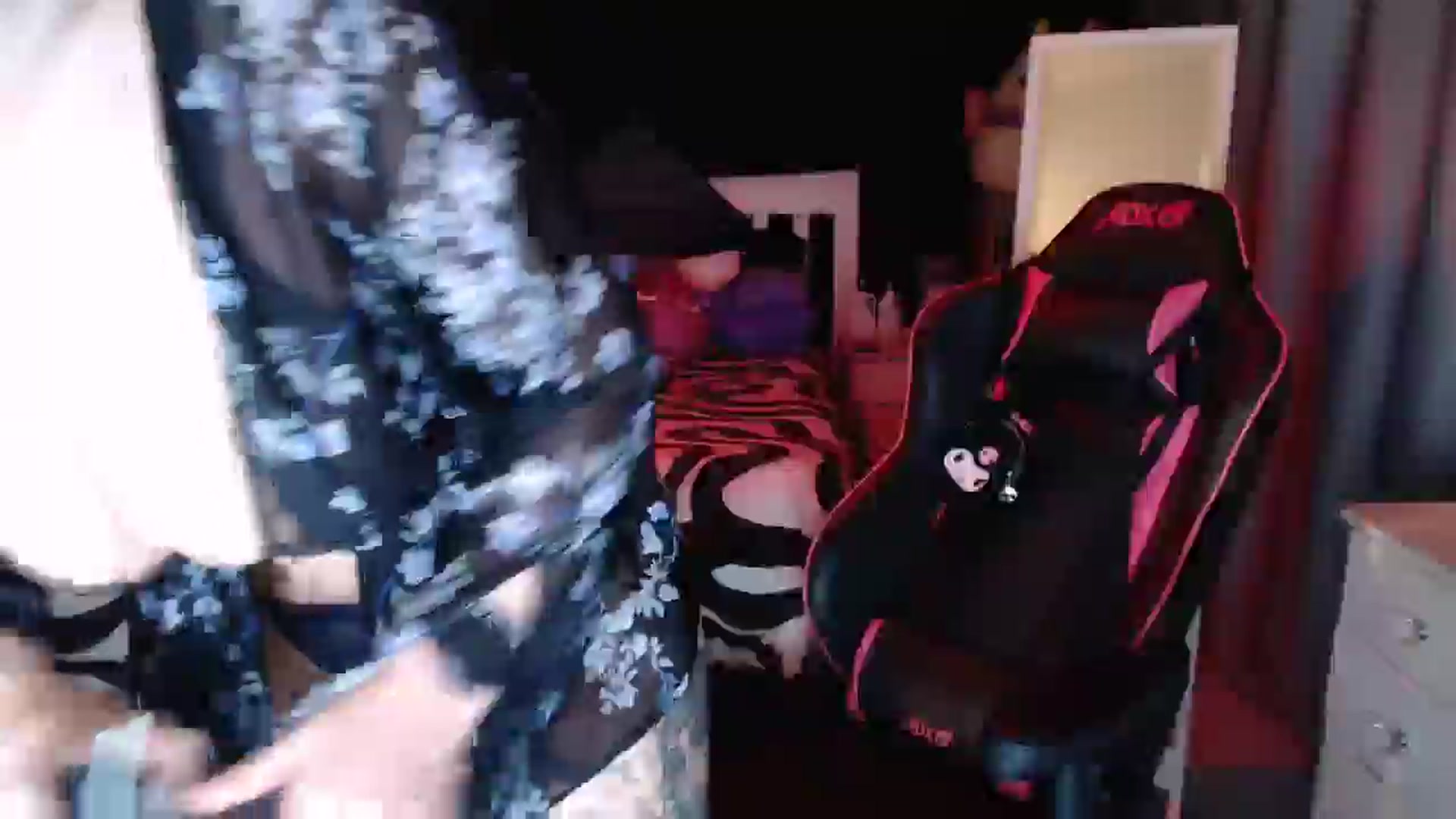 Gallery image thumbnail from ZephyraObs's myfreecams stream on, 02/20/2026, 19:56 image 10 of 20