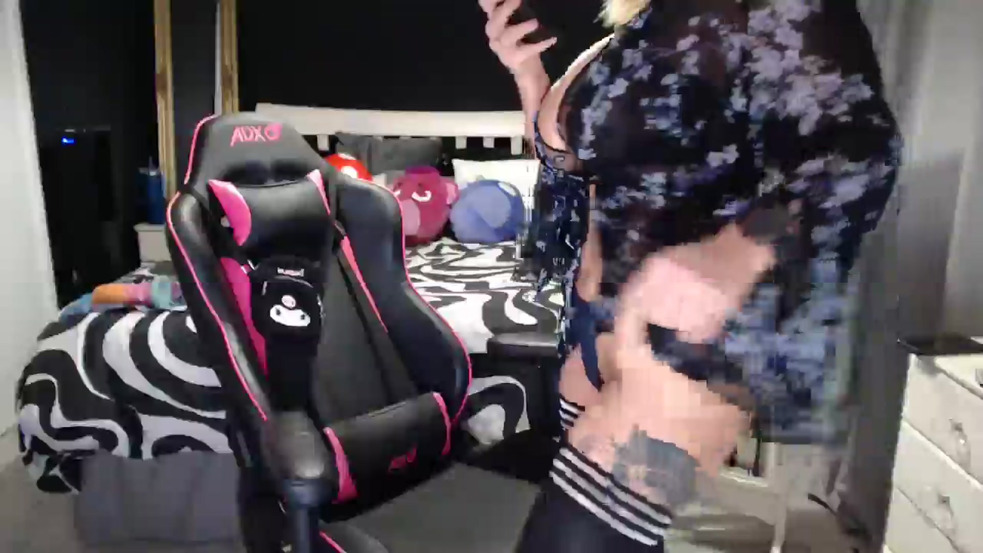 Gallery image thumbnail from ZephyraObs's myfreecams stream on, 02/23/2026, 12:59 image 10 of 20
